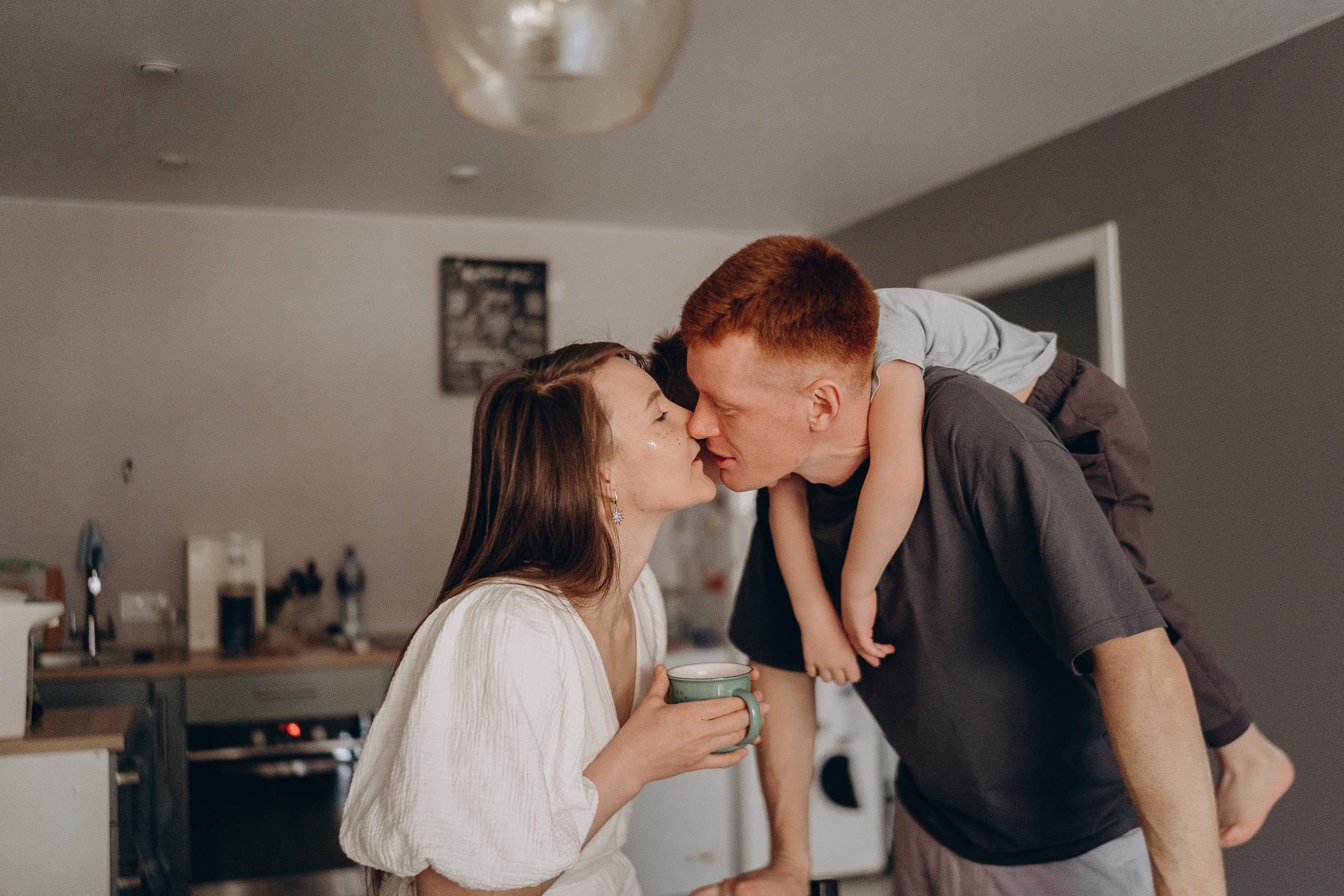 Домашняя: Дилара, Владимир, Дина и Родион. Семейный и домашний фотограф в Уфе Ирина Гарасюта