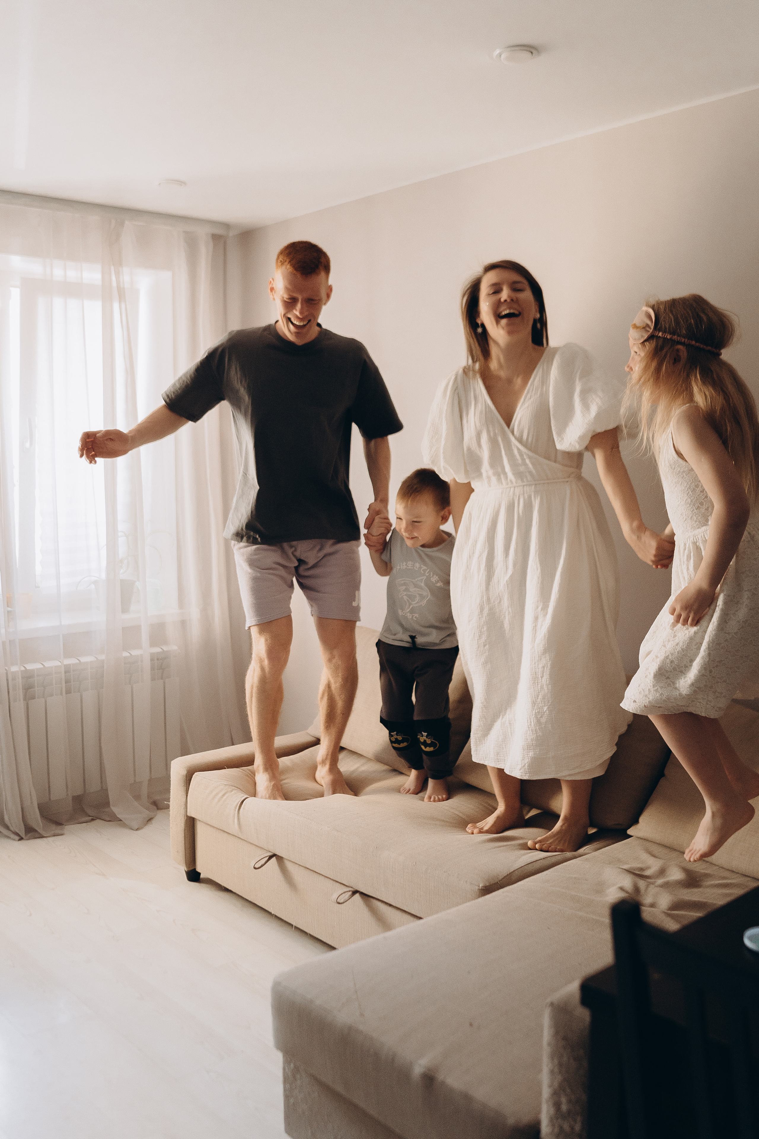 Домашняя: Дилара, Владимир, Дина и Родион