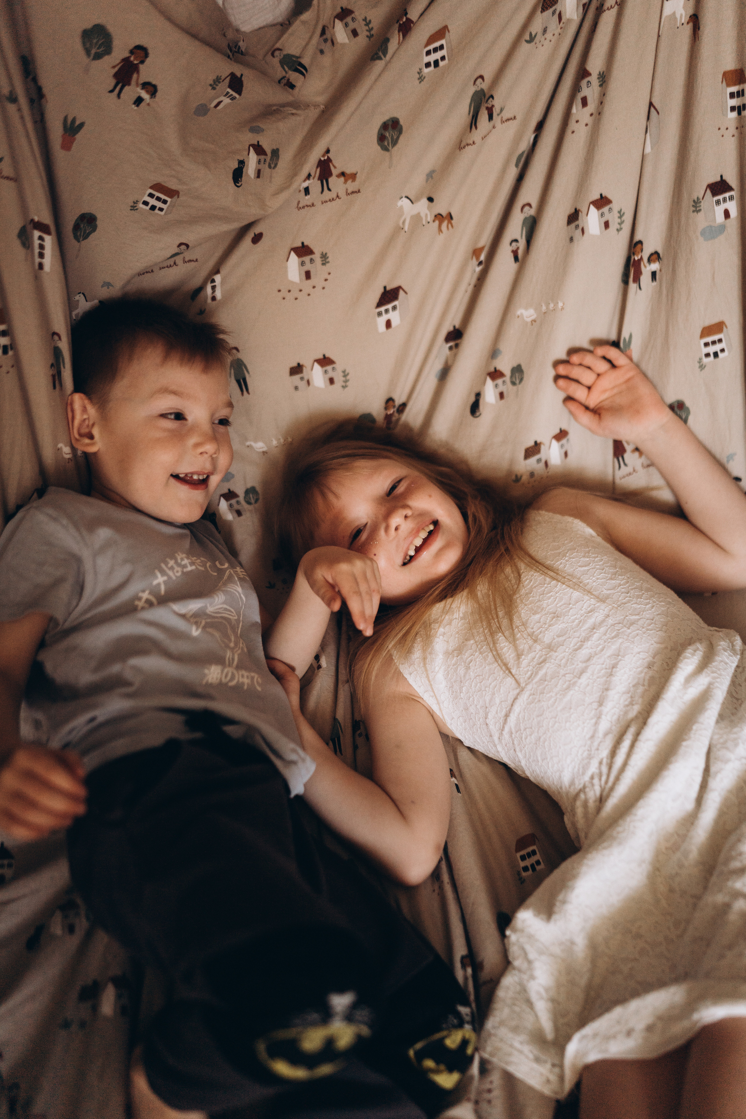 Домашняя: Дилара, Владимир, Дина и Родион. Семейный и домашний фотограф в Уфе Ирина Гарасюта