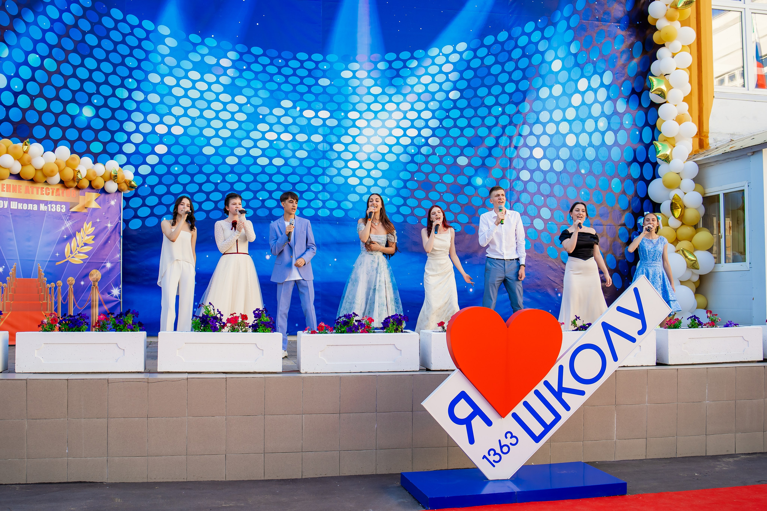 Выпускной в школе № 1363. Фотограф Иван Шабунов