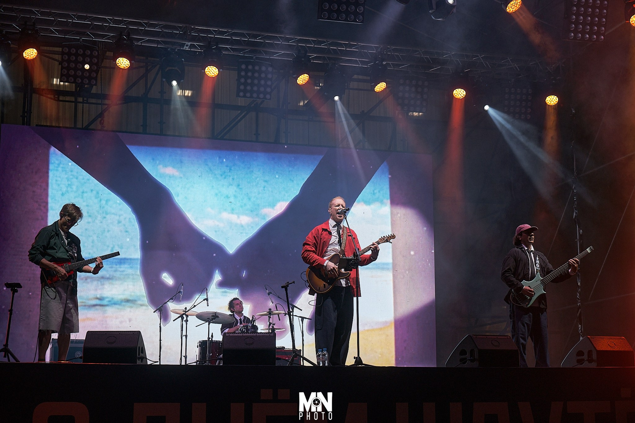 Музыкальный взрыв в Междуреченске! День Шахтера, ДК “Распадский” и “Братья Грим” - это было просто невероятно! Никита Максимов зафиксировал этот взрыв.