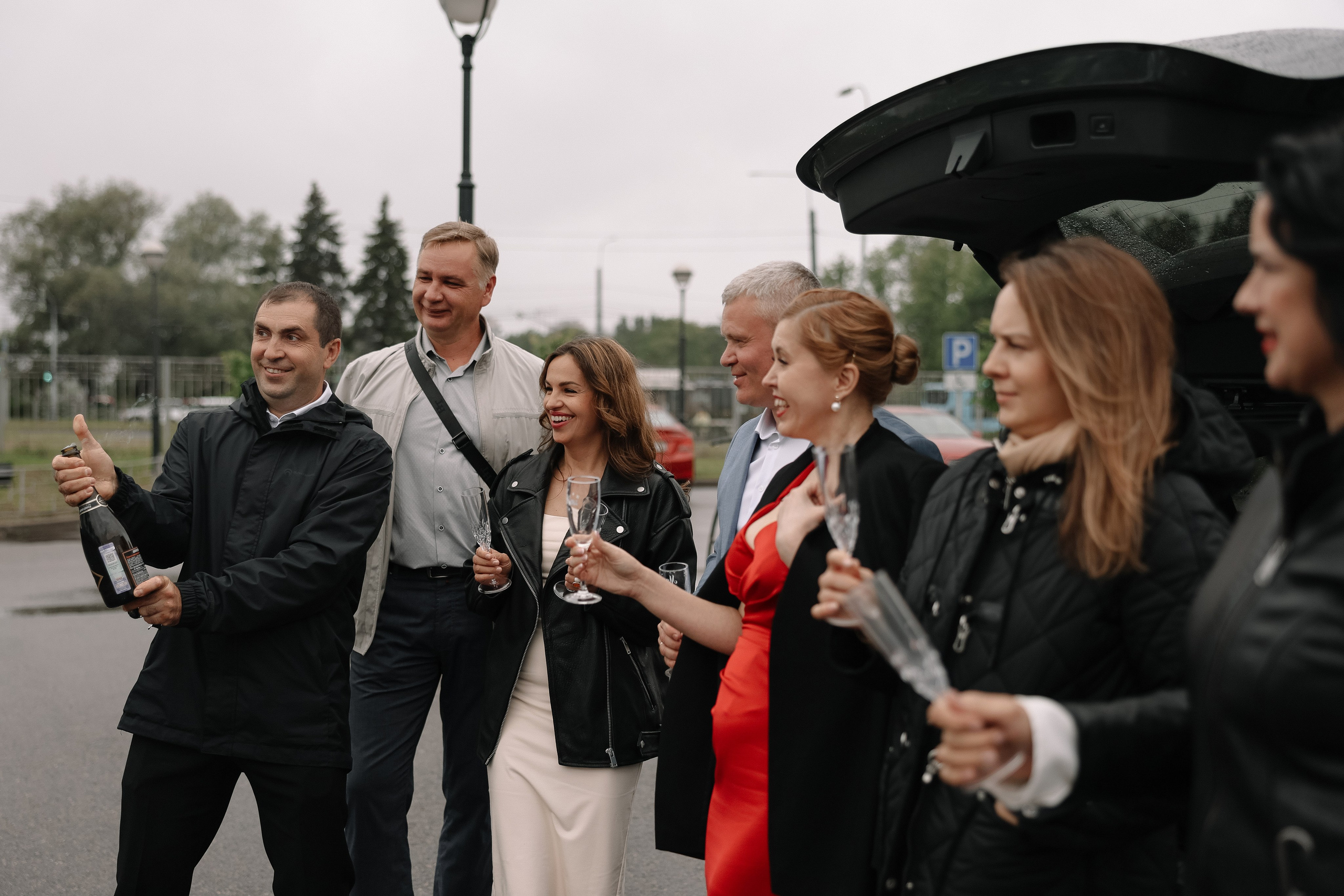 Дождь и поцелуи. Свадебный и семейный Фотограф Денис Кошель
