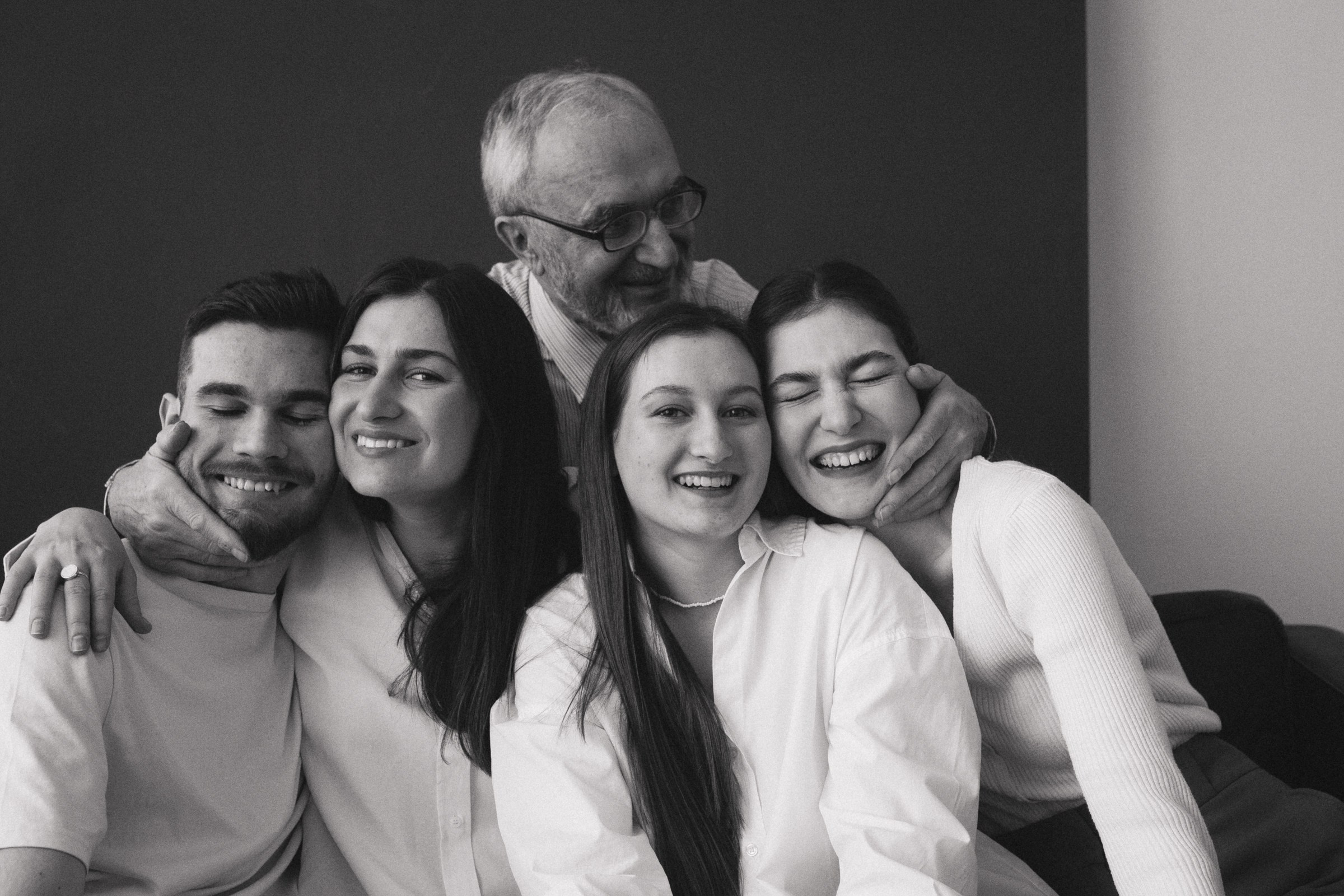 Большая семья. Ваш семейный фотограф в Москве и Московской области