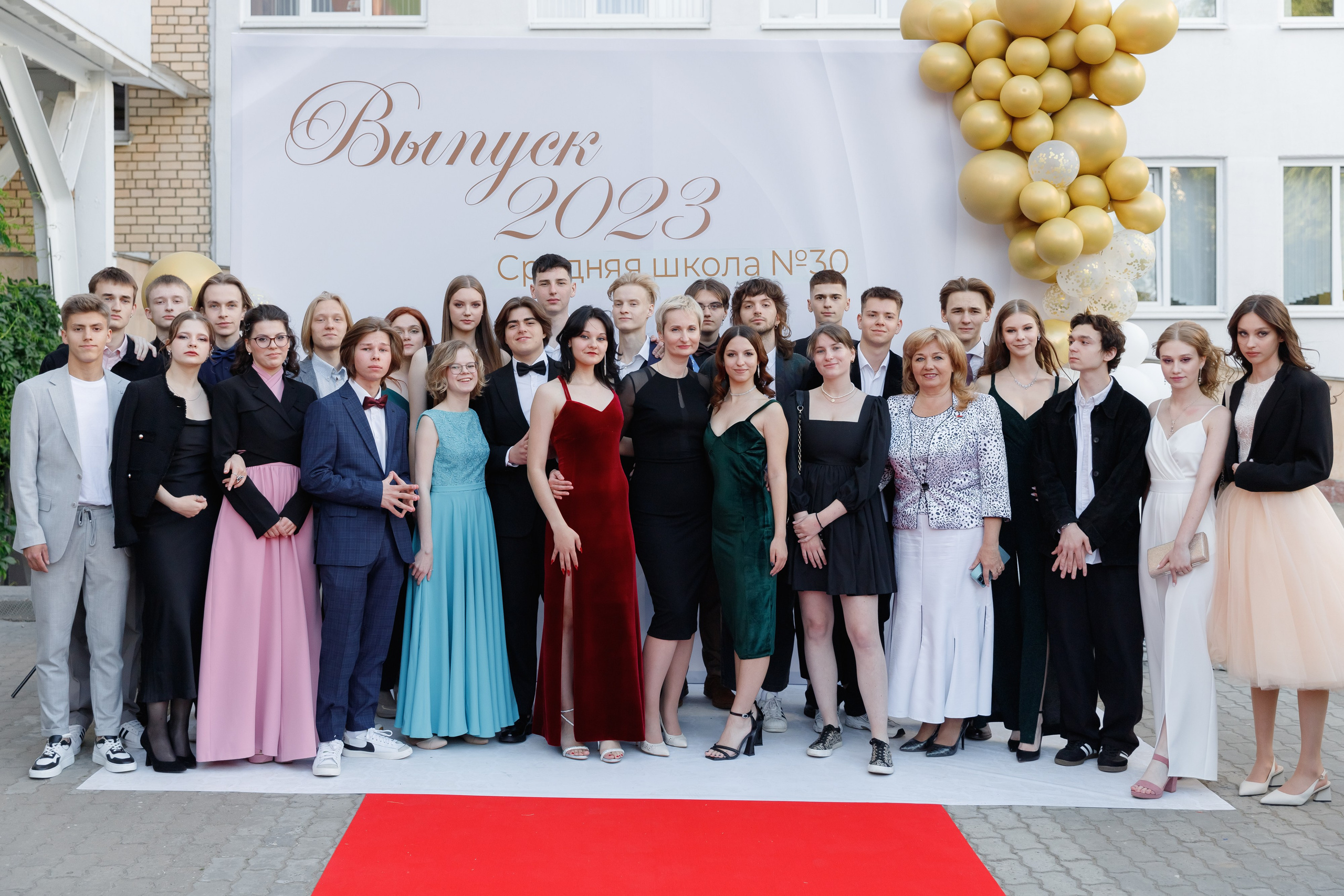 Школьный выпускной 2023 год в Минске. Свадебный фотограф в Минске/Беларуси Сергей Спиридонов