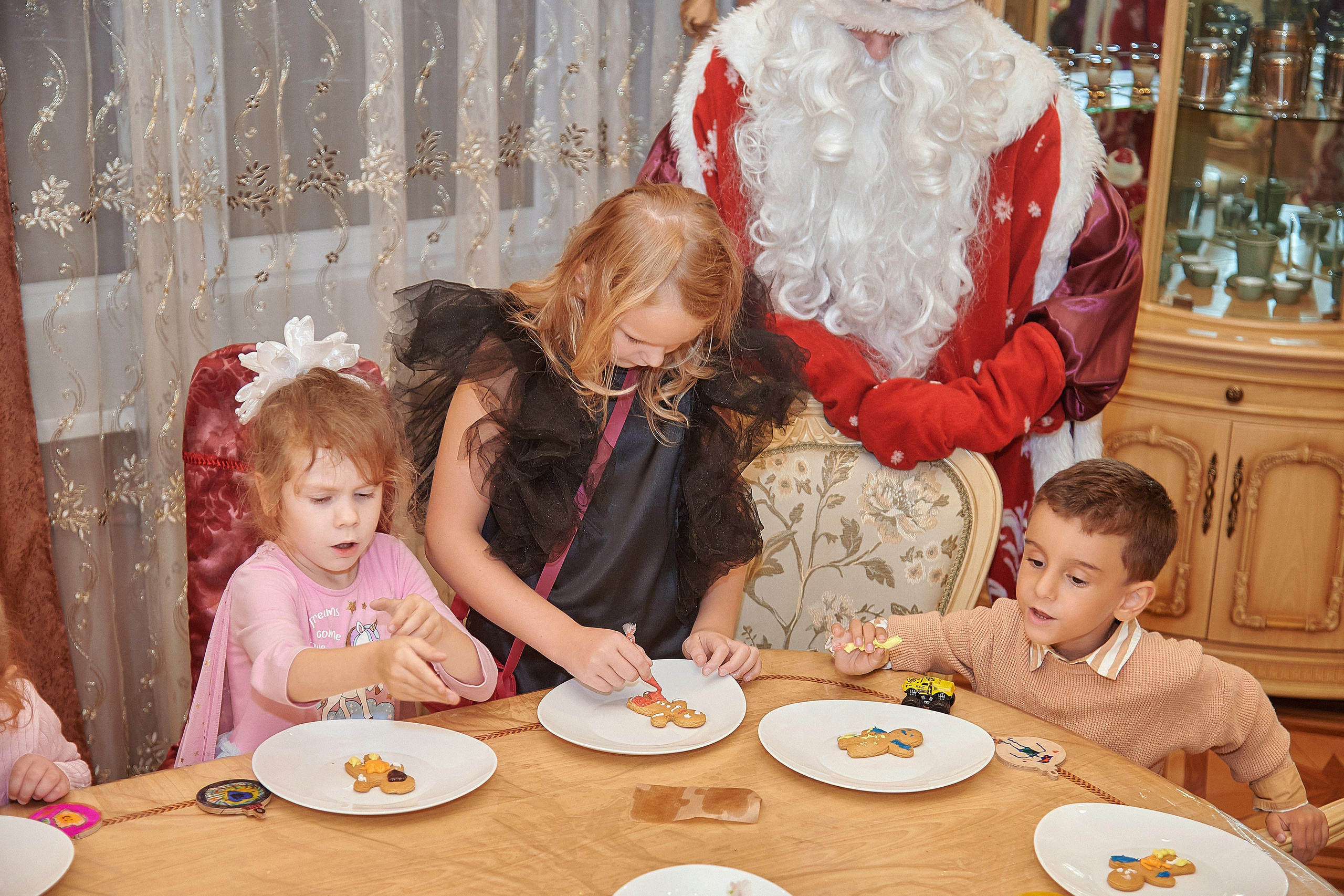 Портфолио репортажной фотосъёмки: Звёздный Дом Деда Мороза. Фотограф Яковлев Роман — Красноярск