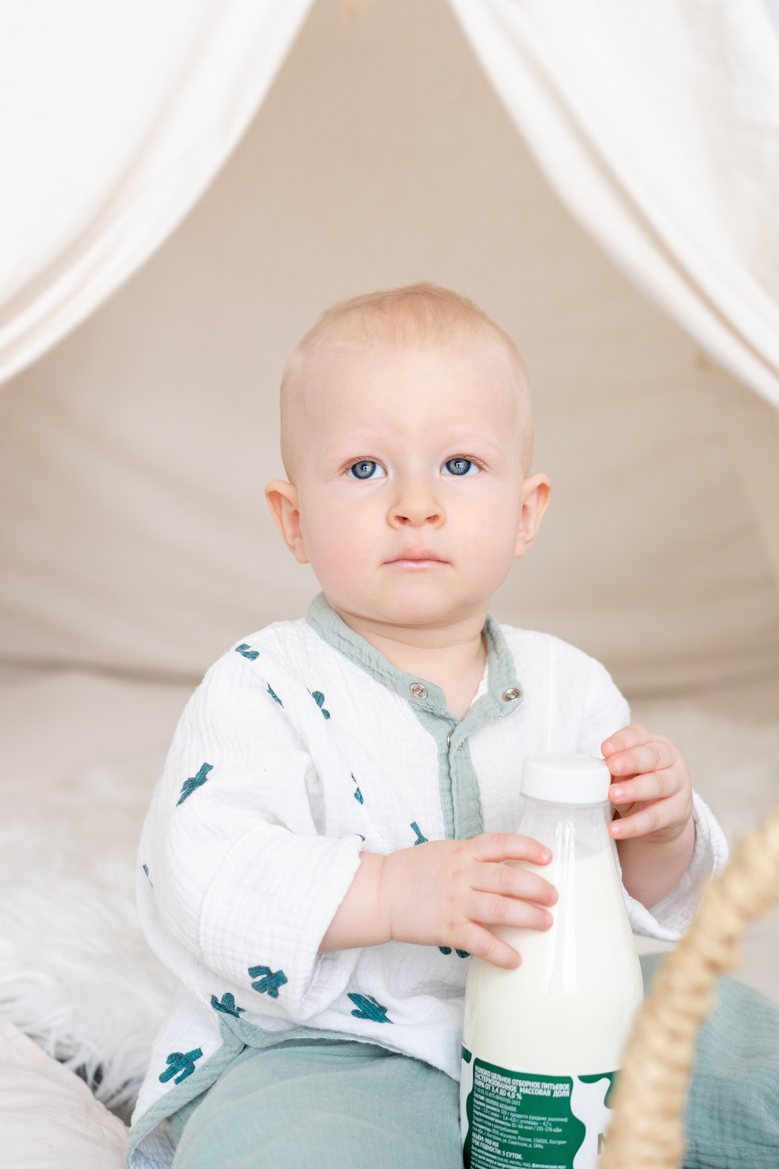 Первый день рождения малыша. Детская, семейная фотостудия в Санкт-Петербурге