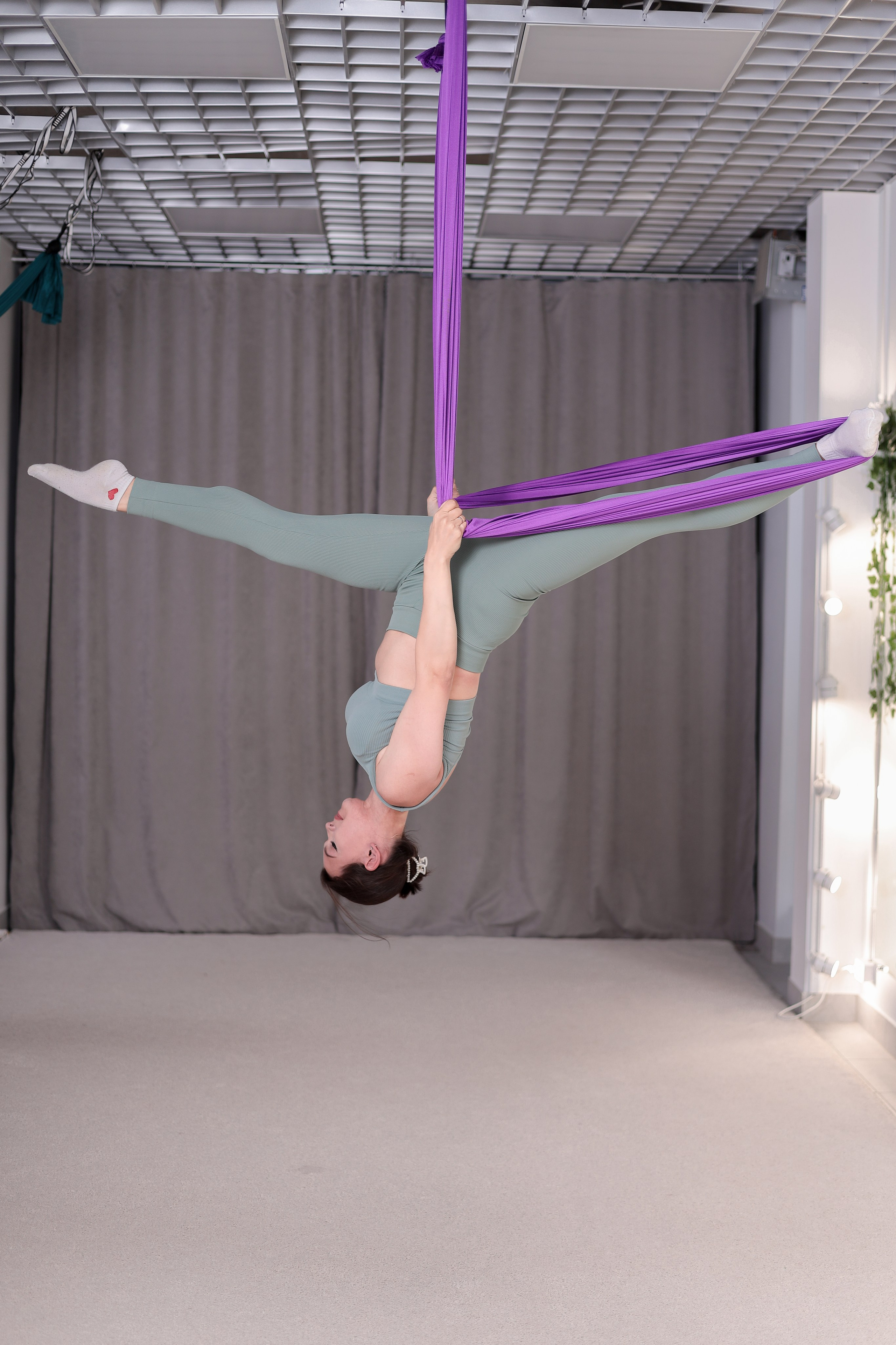 Арт-терапия + аэройога. Фотограф Надршина Лилия