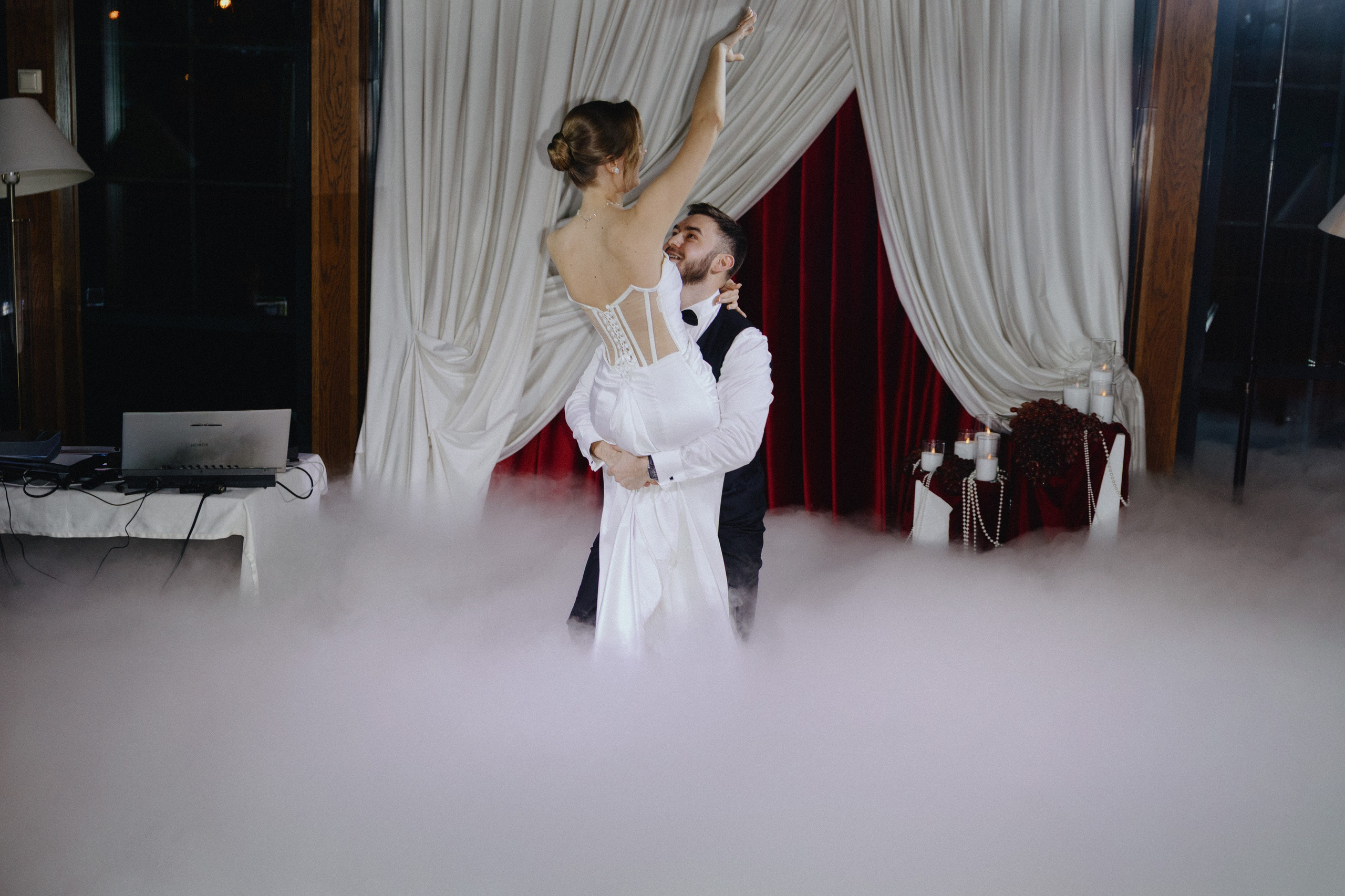 Свадьба Никиты и Оли в Санкт-Петербурге. Свадебный фотограф СПБ