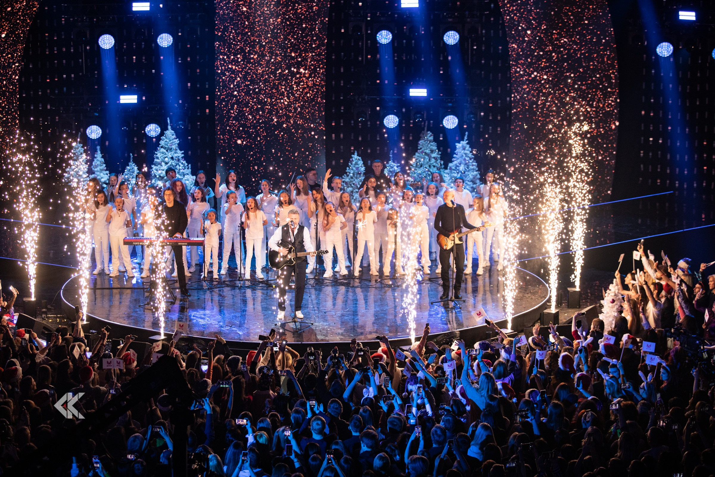 Танцы Ёлка МузТв. Фотограф в Москве Яна Полосина