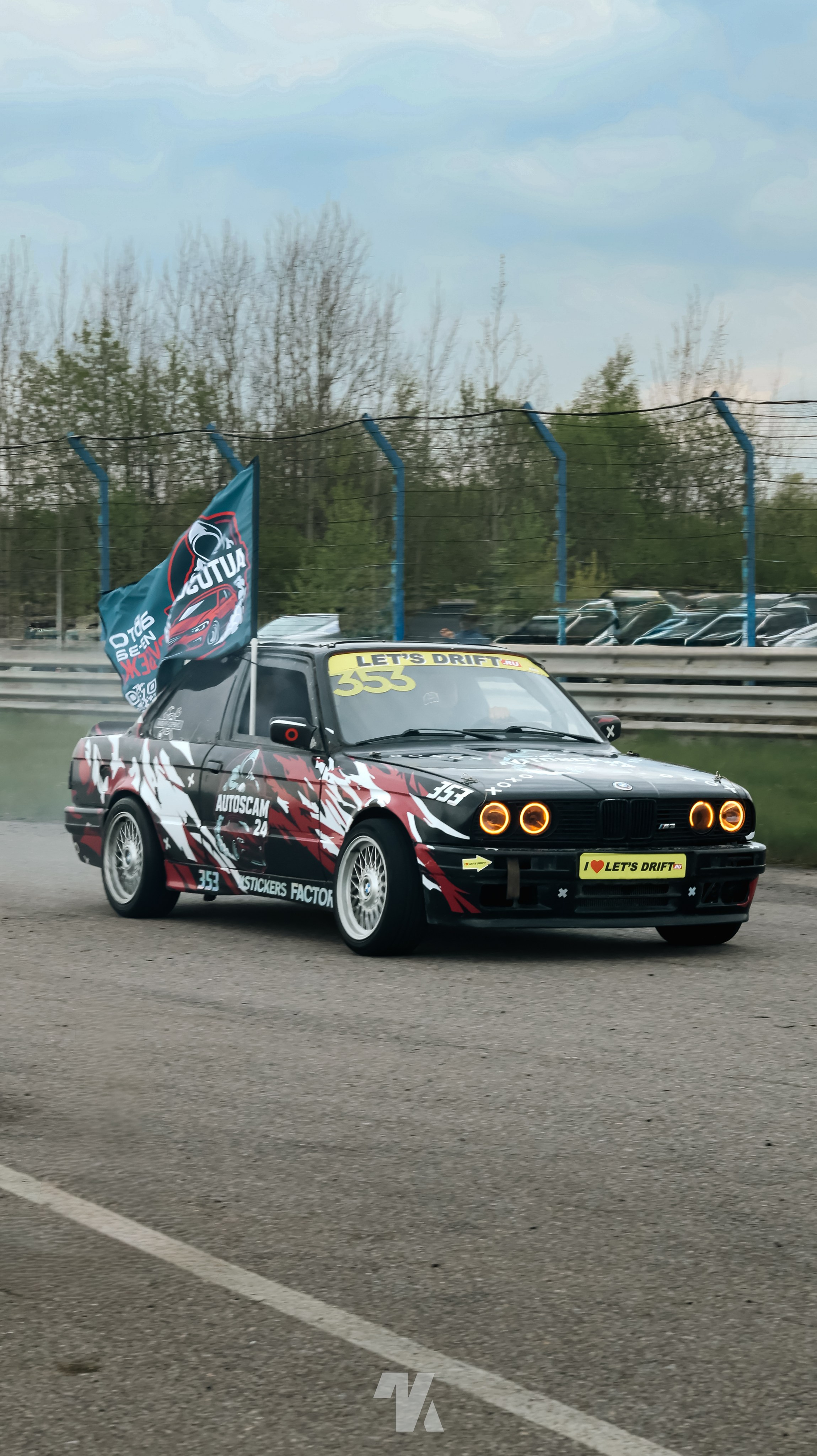 Let's Drift. Photo-nk