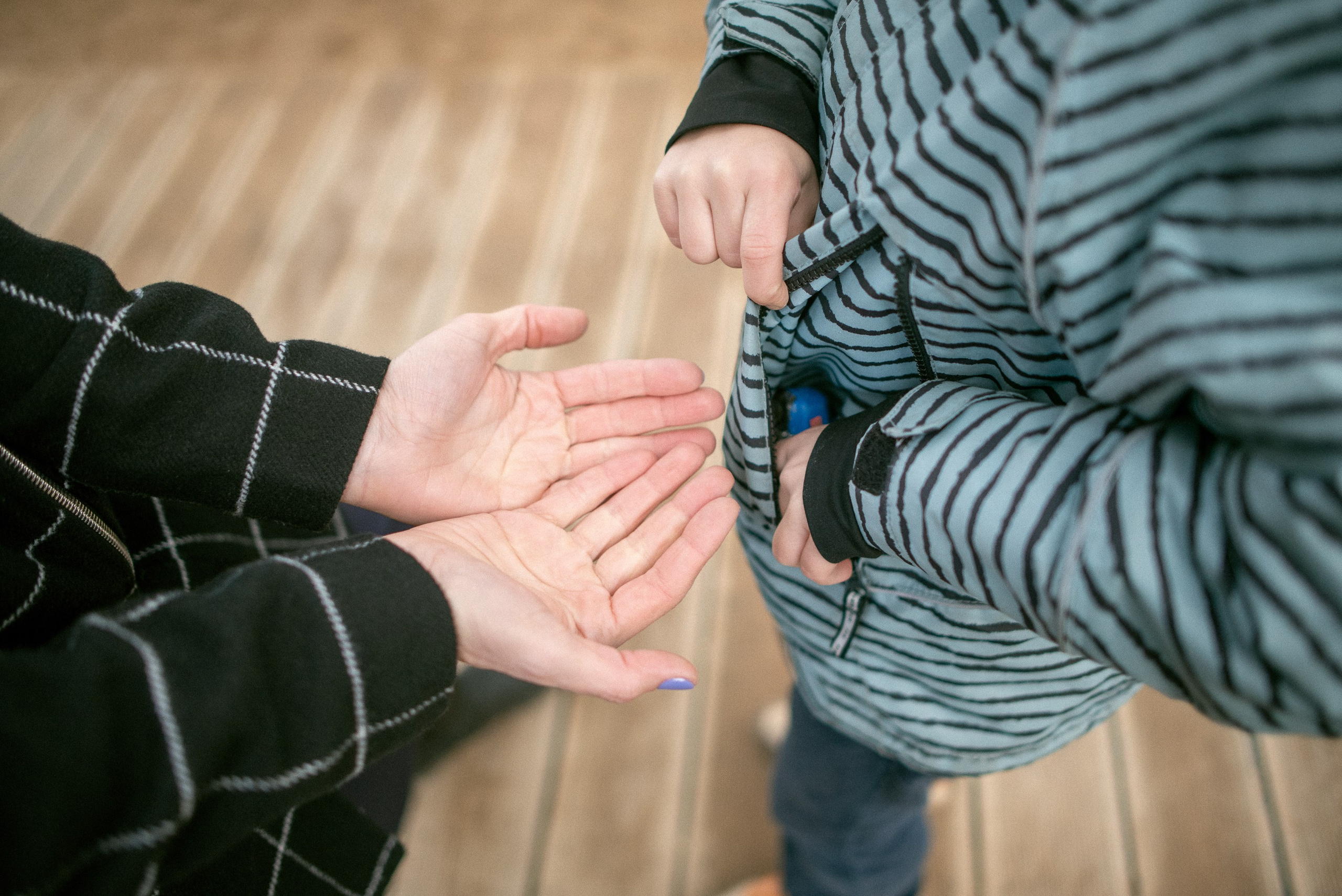 Walk in New Holland. Documentary family photography in Barcelona and beyond