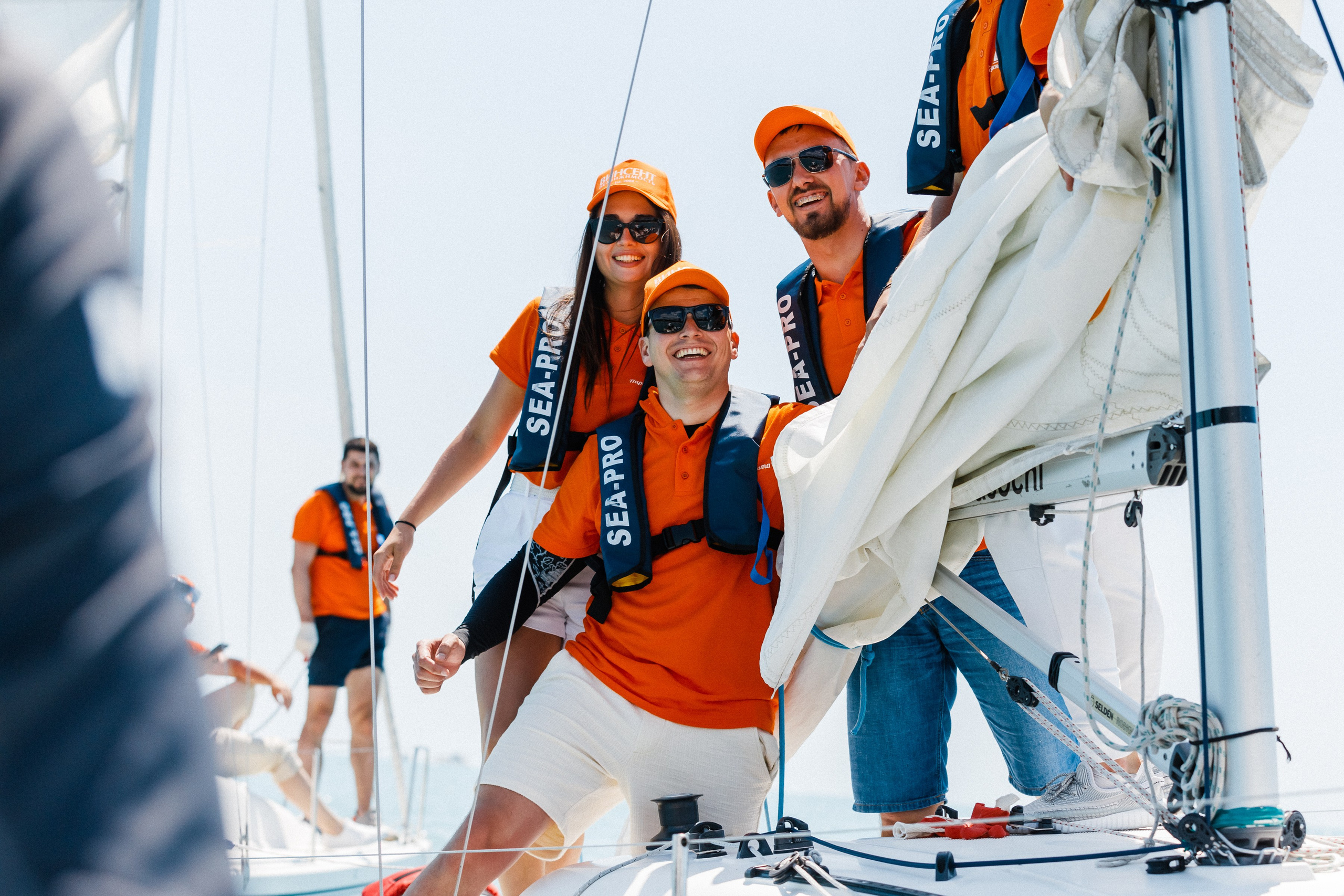 Корпоратив компании Винсент. Парусная регат. (Россия. Сочи 2022). Фотограф в Сочи, Репортажный фотограф Виктор Кочков-Филатов