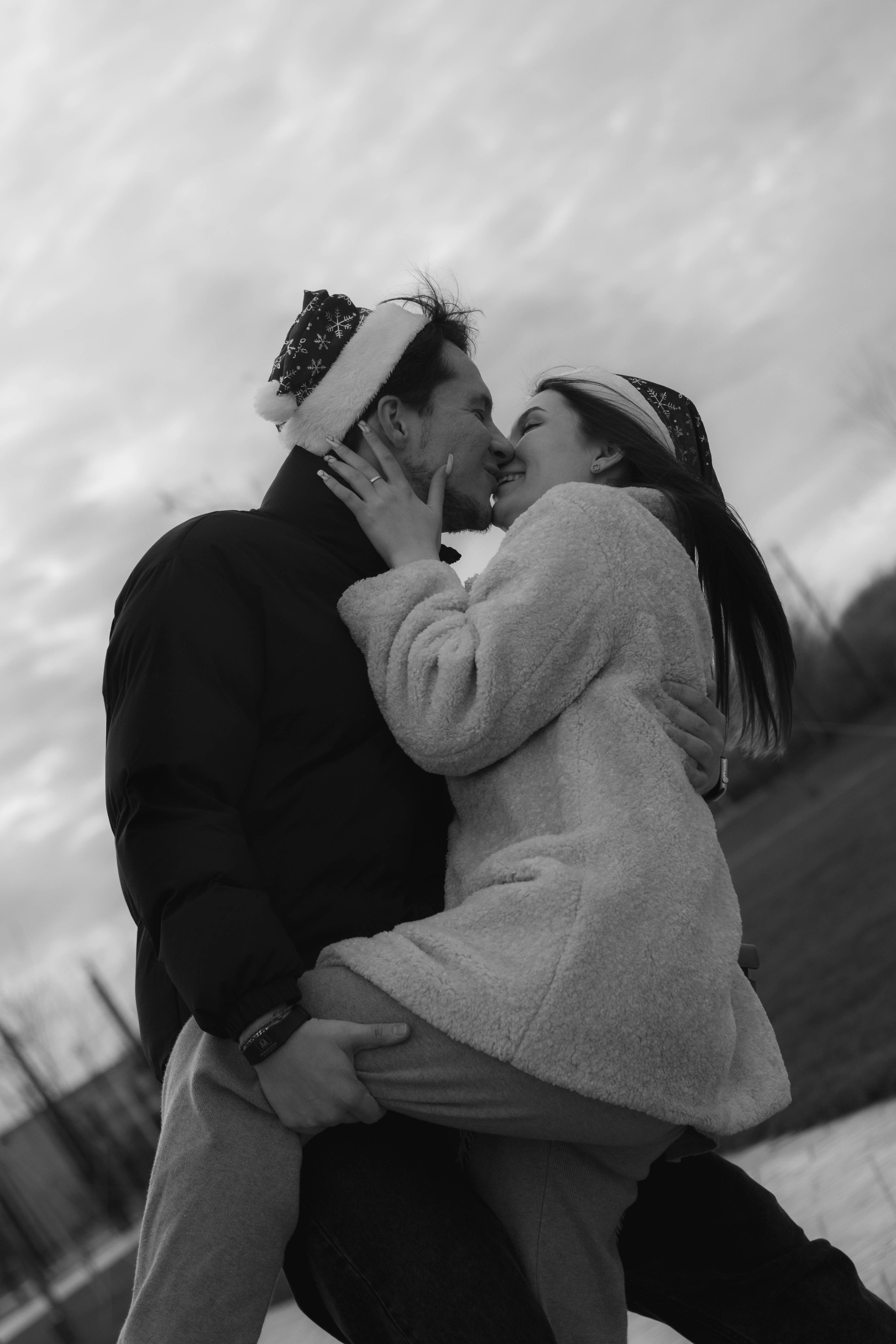 «Шепот влюбленных душ». Уличный фотограф Города N