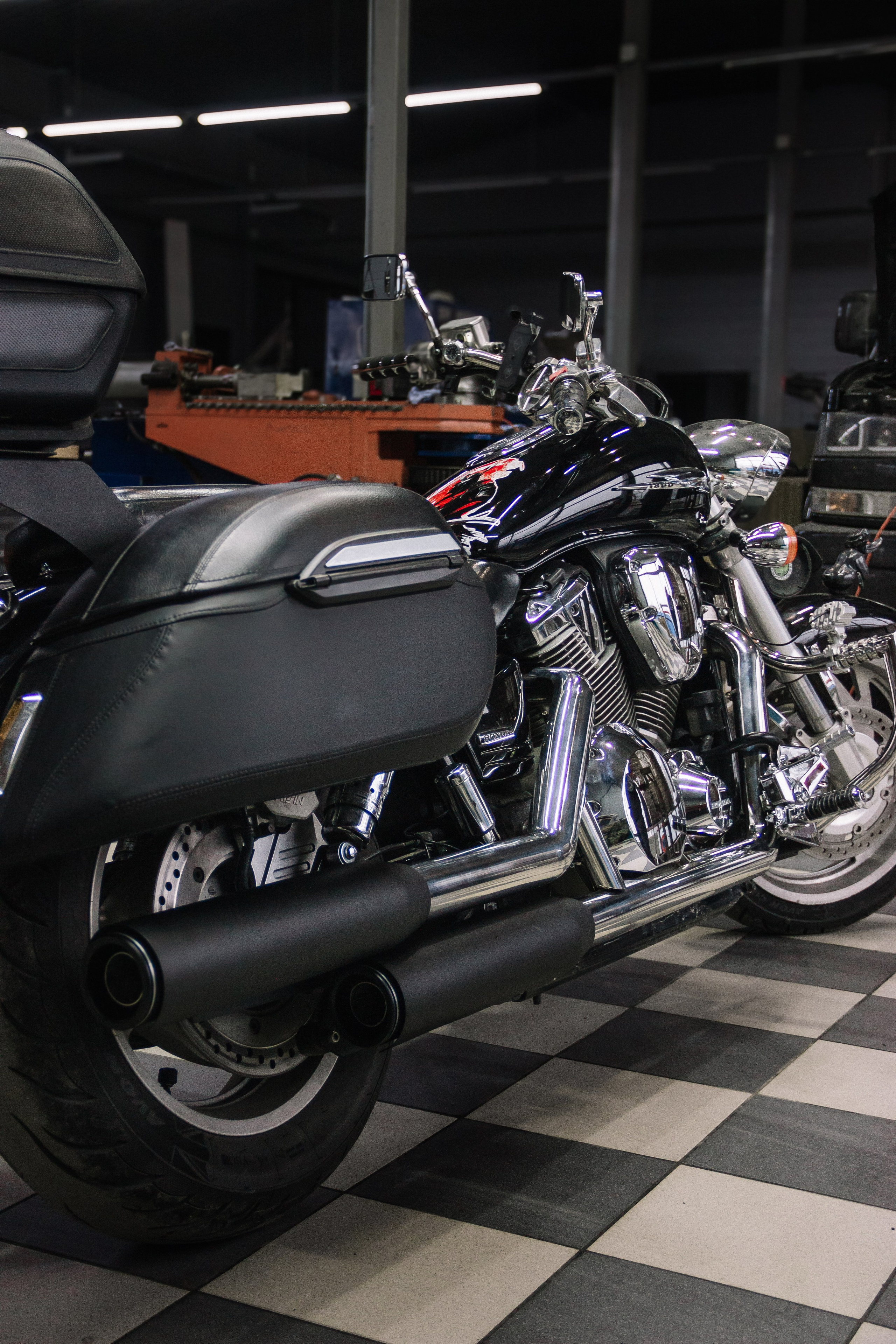 Honda VTX 1800 c. ......