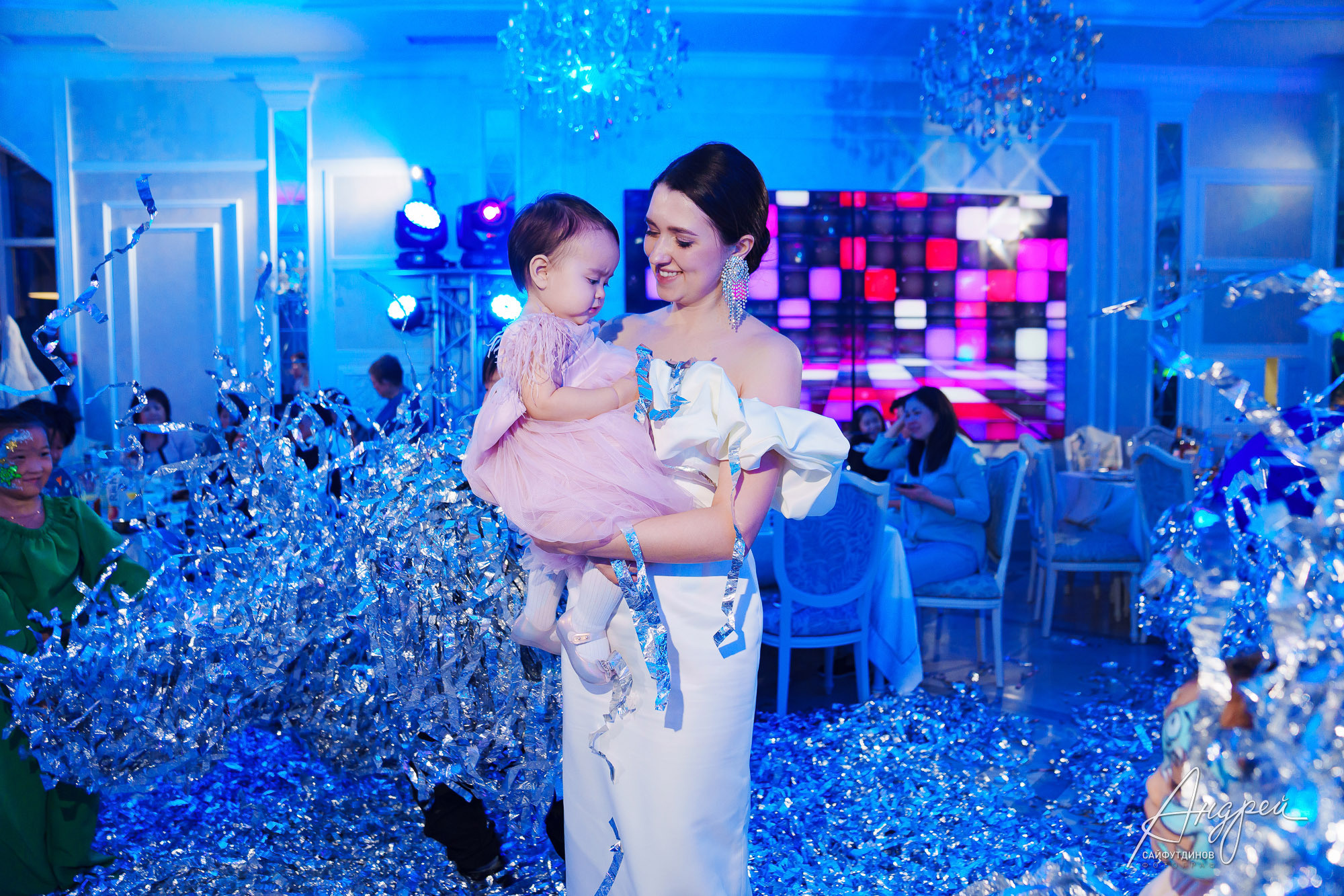 Асянди. Нике годик. Свадебный и семейный фотограф в Ростове-на-Дону. Андрей Сайфутдинов