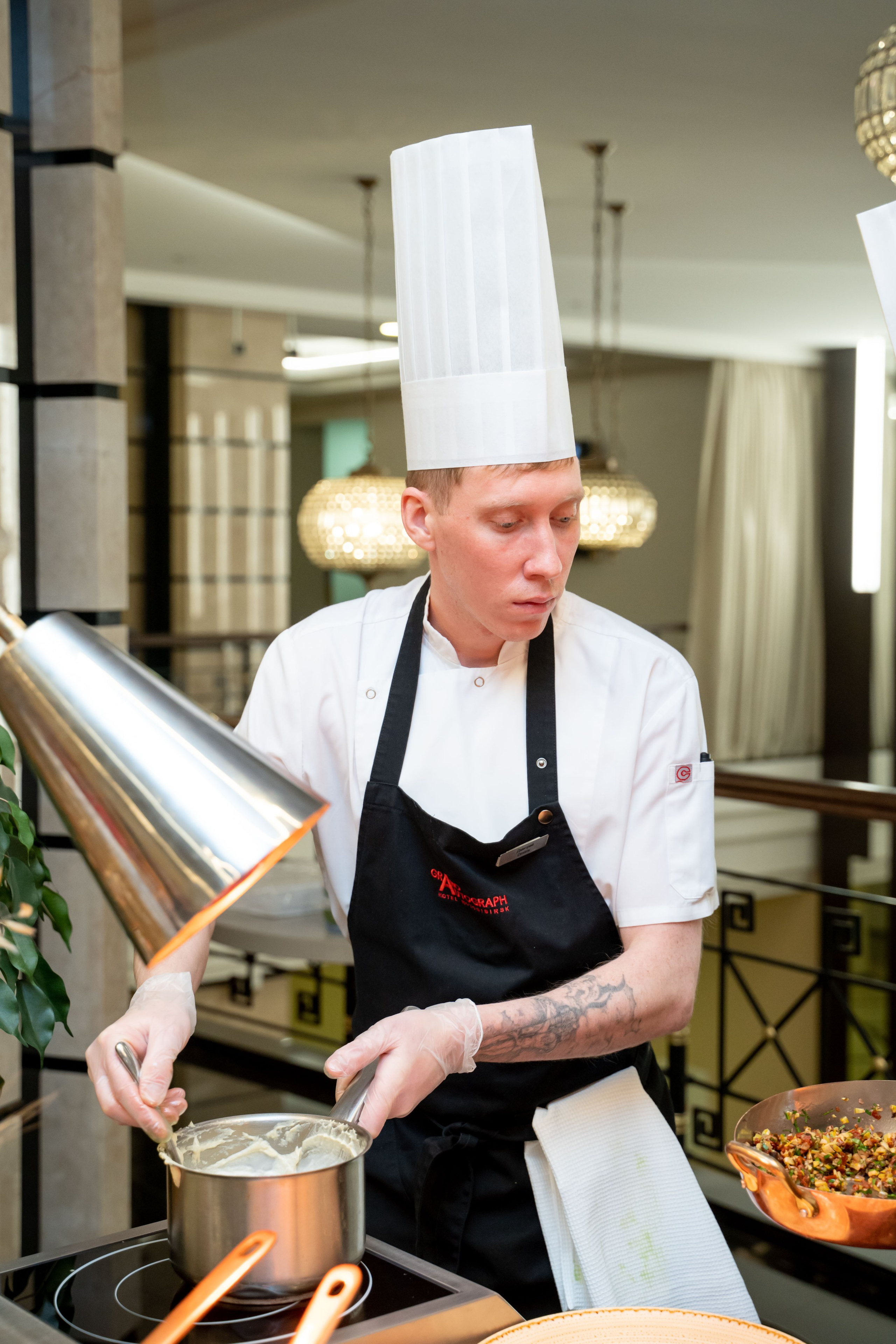 Битва Шефов в ресторане «Мед». Главная