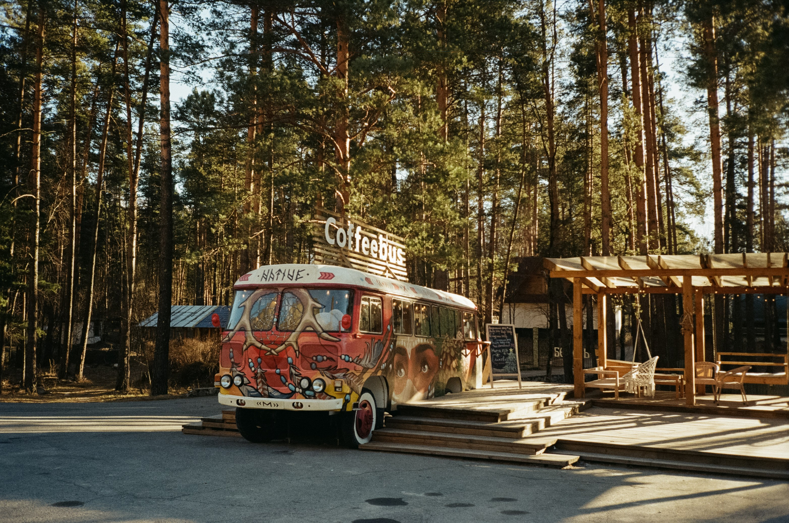 Зима и лето, Катунь и солнце, снег и лед. База Берель и дорога к Coffe. Фотограф-документалист Мария Осокина