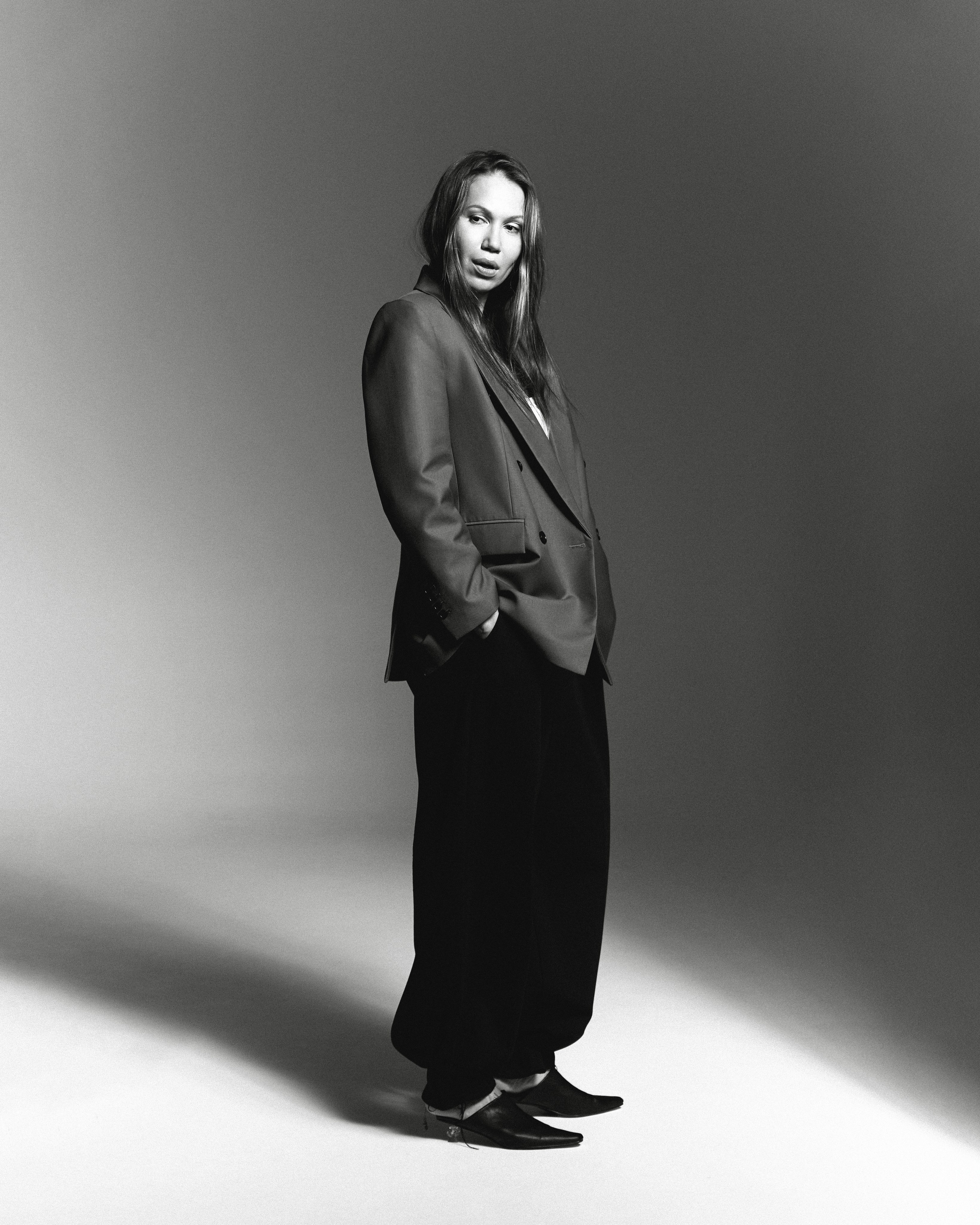 Ксения Тишкова — актриса кино и театра | Актерское портфолио. Юрина Полина, фотограф из Екатеринбурга