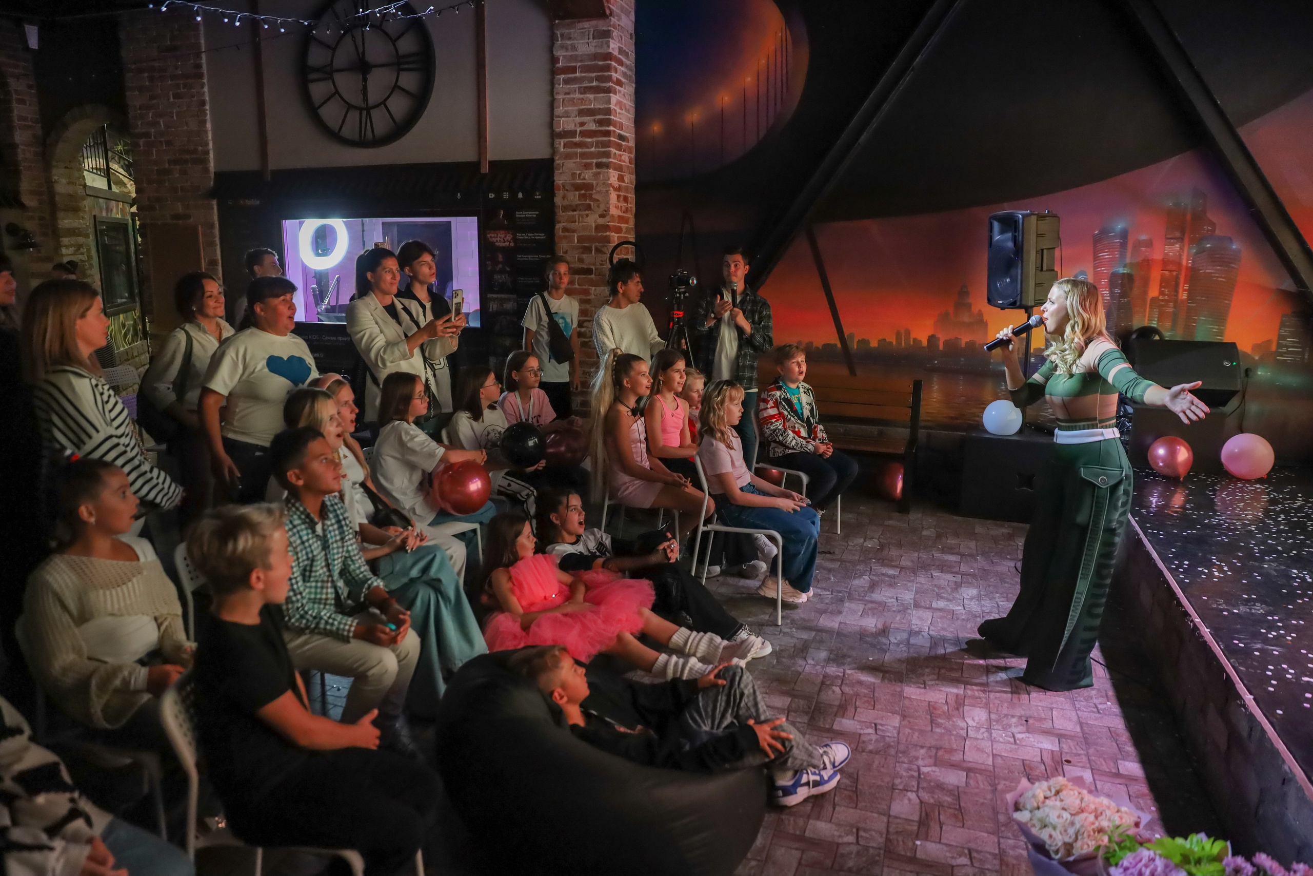 ДЕНЬ РОЖДЕНИЯ ЕВЫ В КРБ. Фотограф мероприятий Ирина Каширина