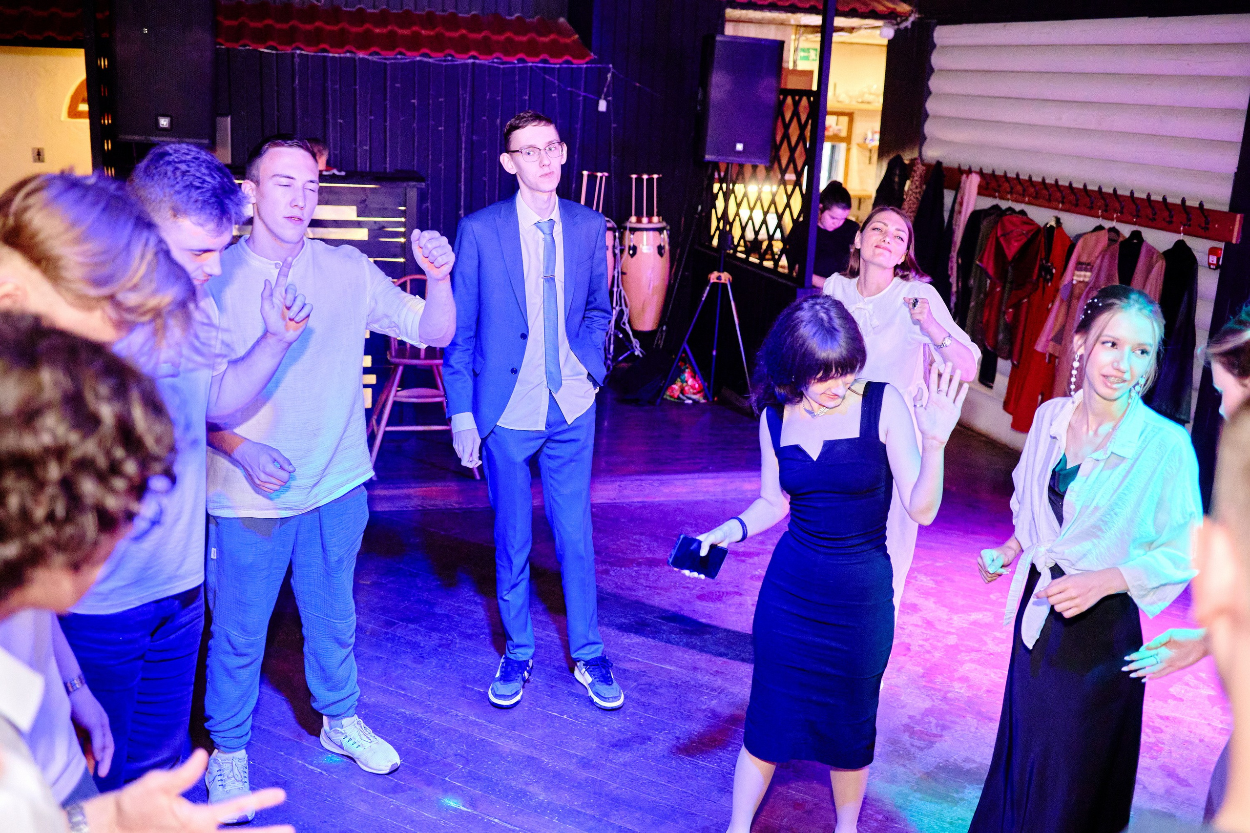 Выпускной 35 Сош. Фотограф Выпускные альбомы Таганрог Сергей Коробченко