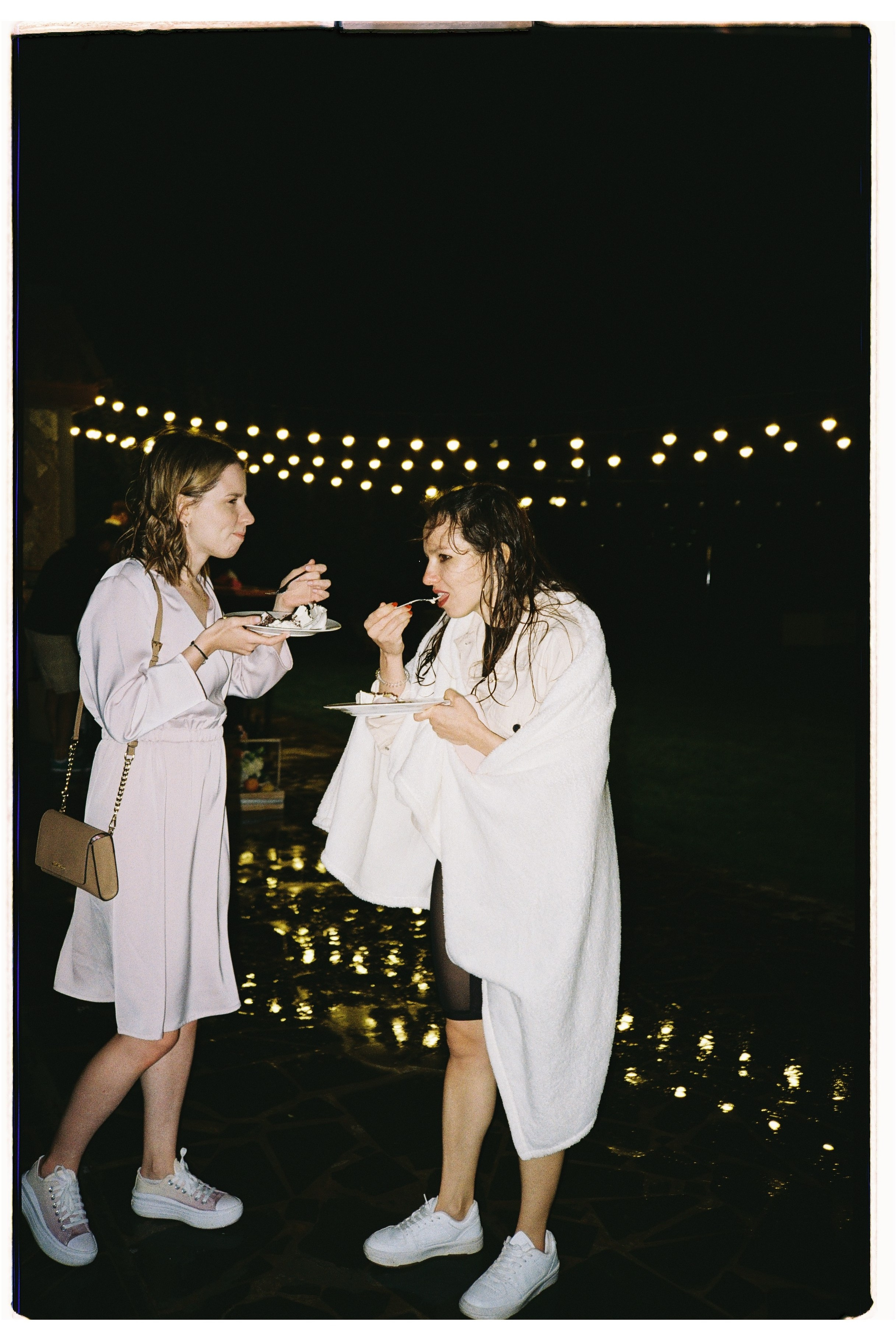 Трогательная свадебная вечеринка в горах Армении. Афина Ефимова. Свадебный фотограф Москва