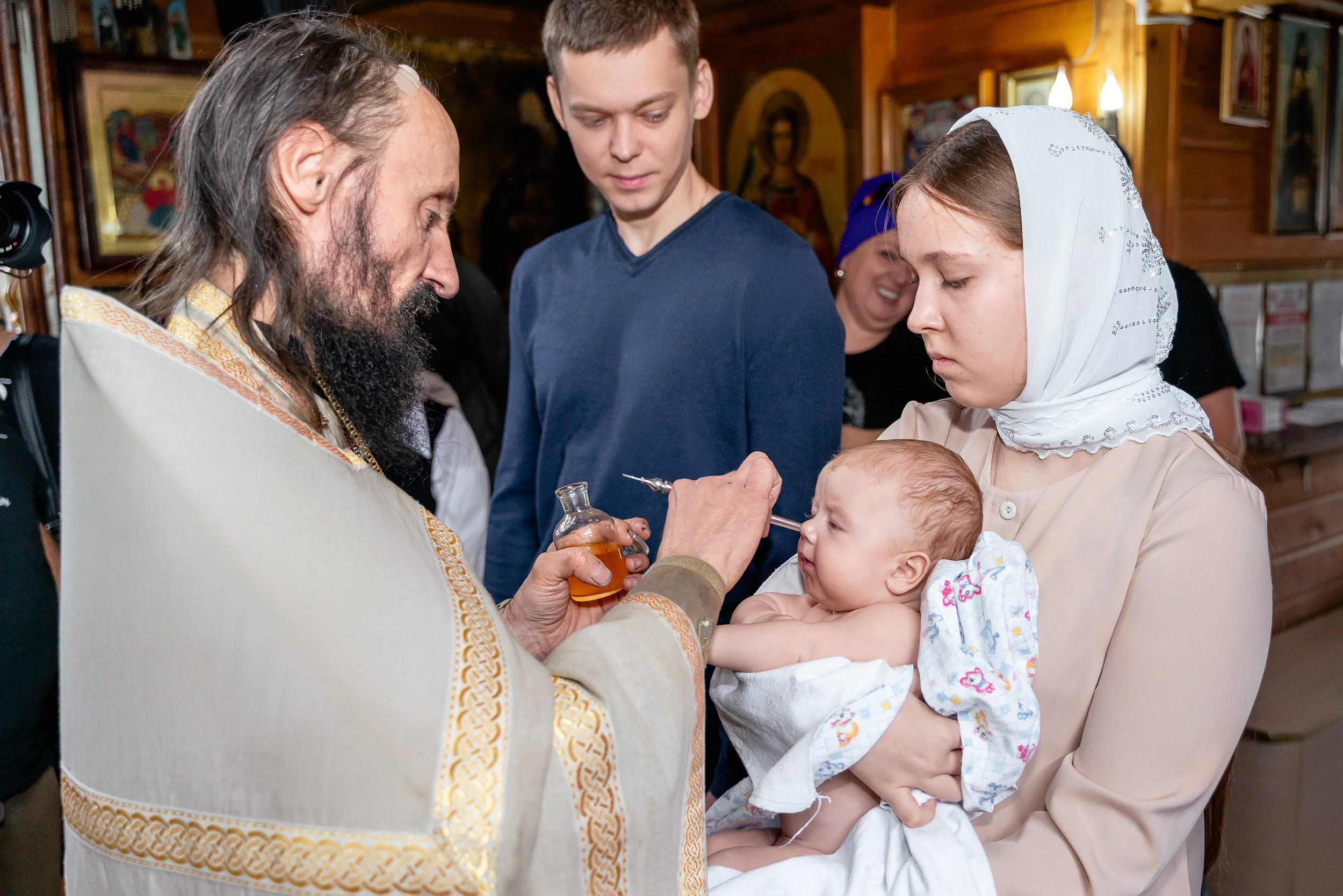 Таинство крещения