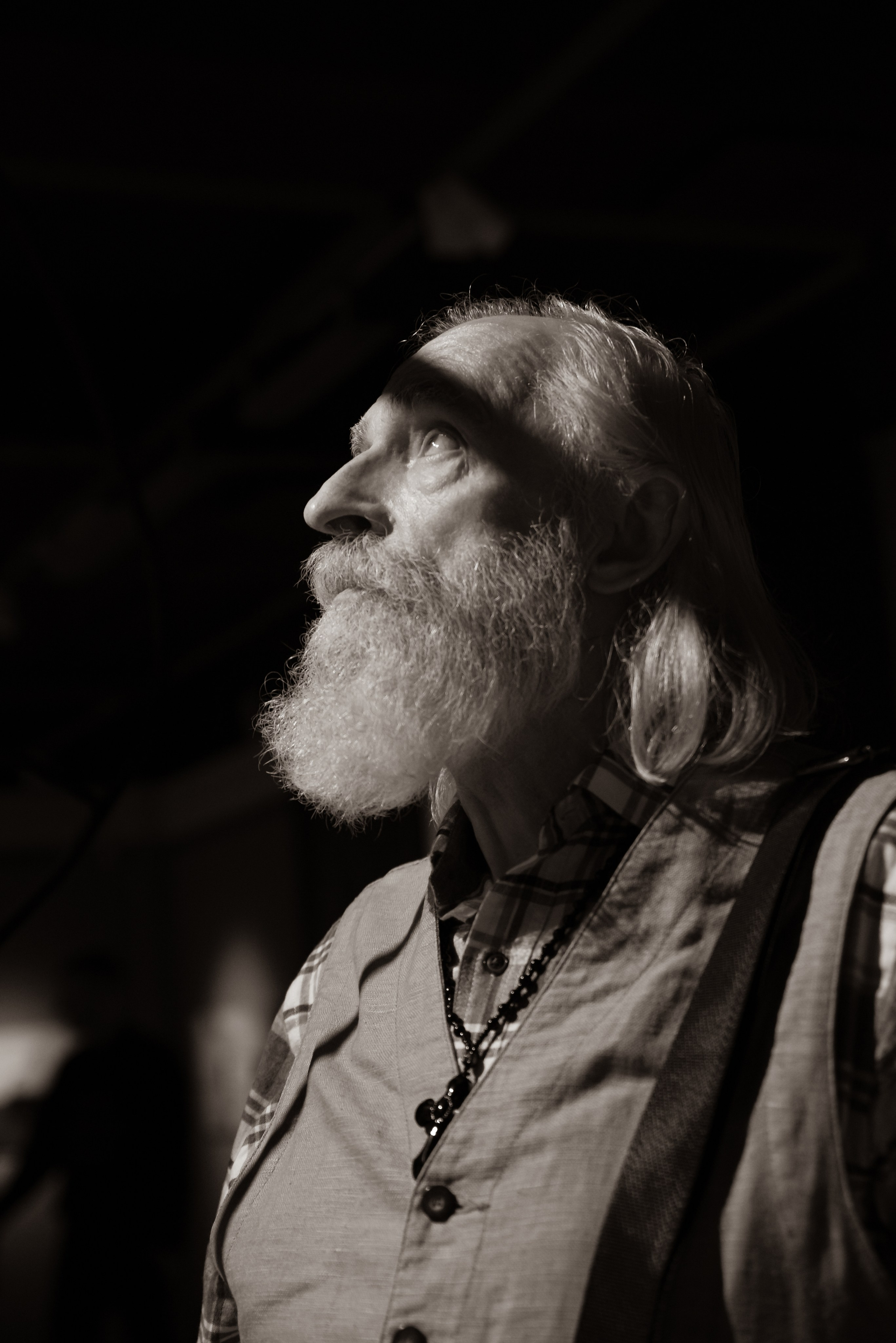 Юрий. Фотограф Крещение Венчание Москва