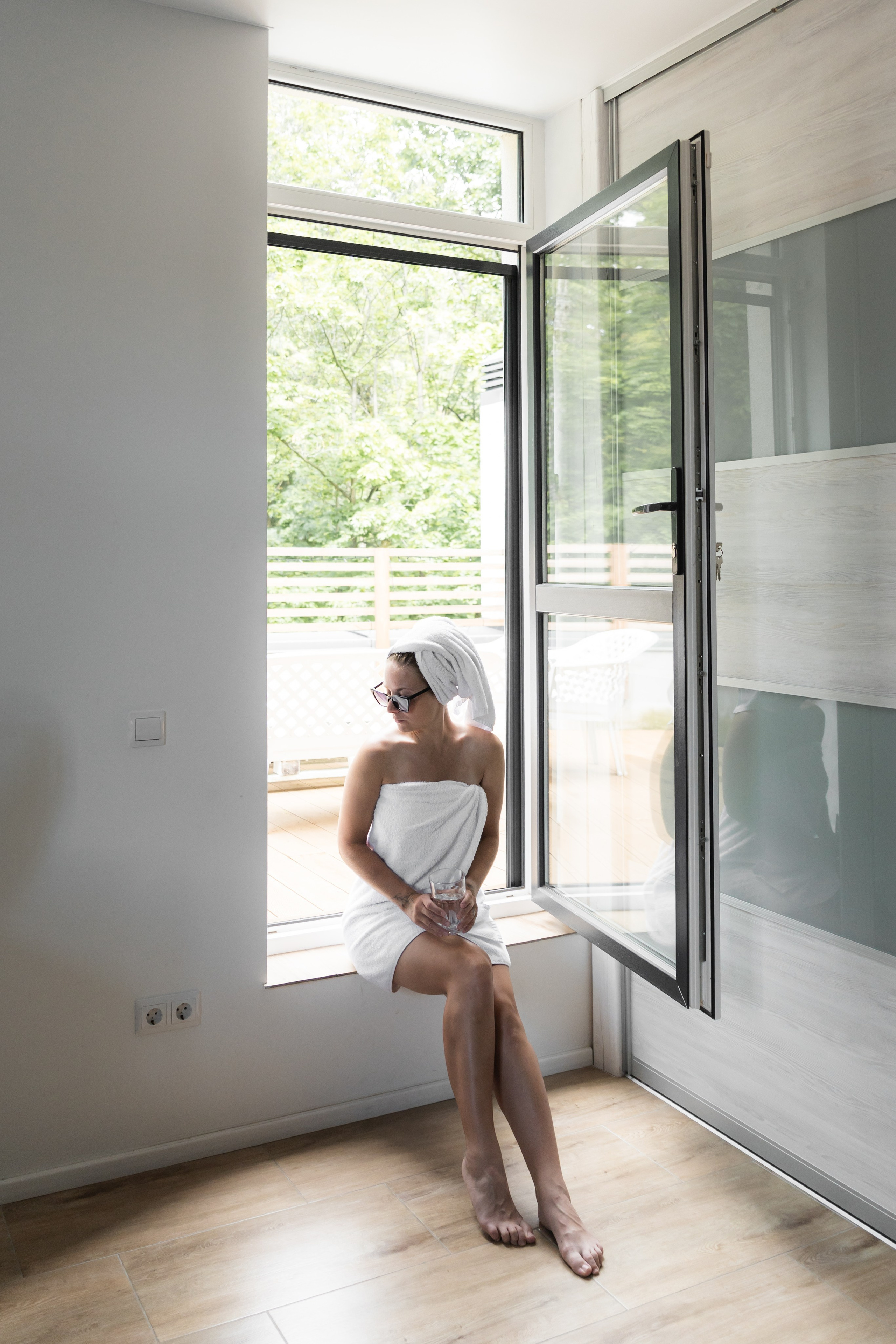 WHALE APART Apartments Svetlogorsk. Content shooting. KRIS KRUPINNIKOVA