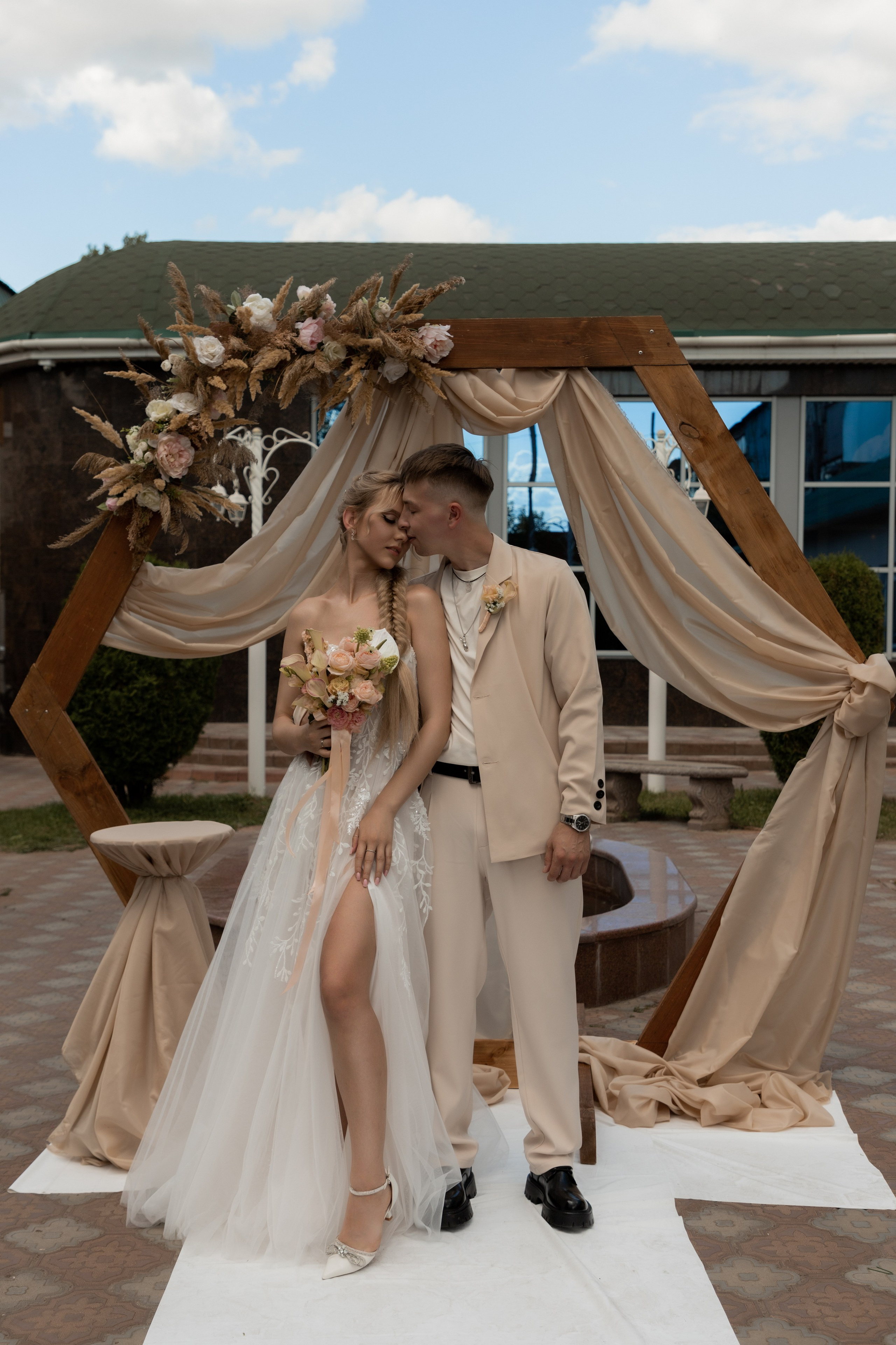 Роман и Александра (банкет). Свадебный фотограф Ангелина Сунгатулина | Саратов | Балаково | Вольск