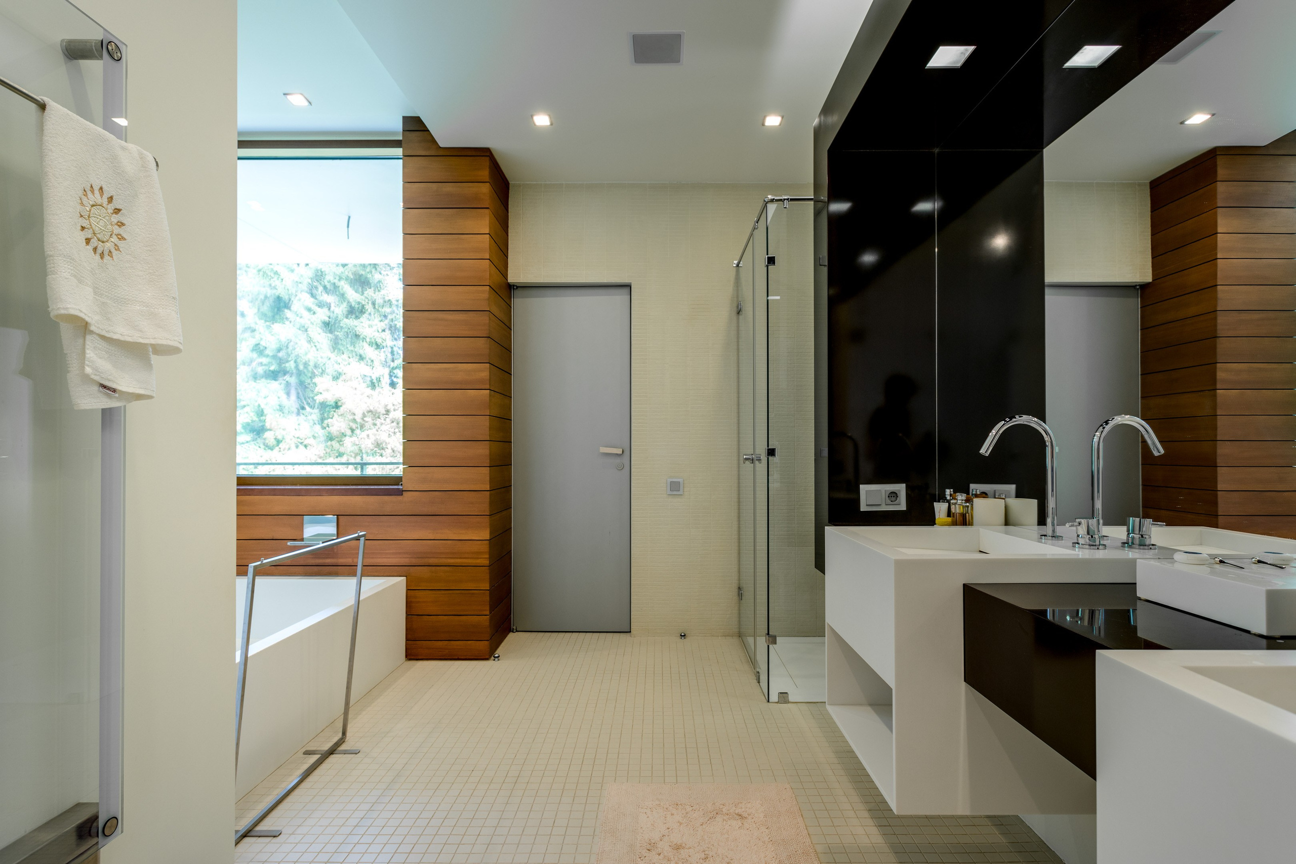 Частный дом с бассейном. Андрей Дунин | Предметная, портретная и интерьерная съёмка