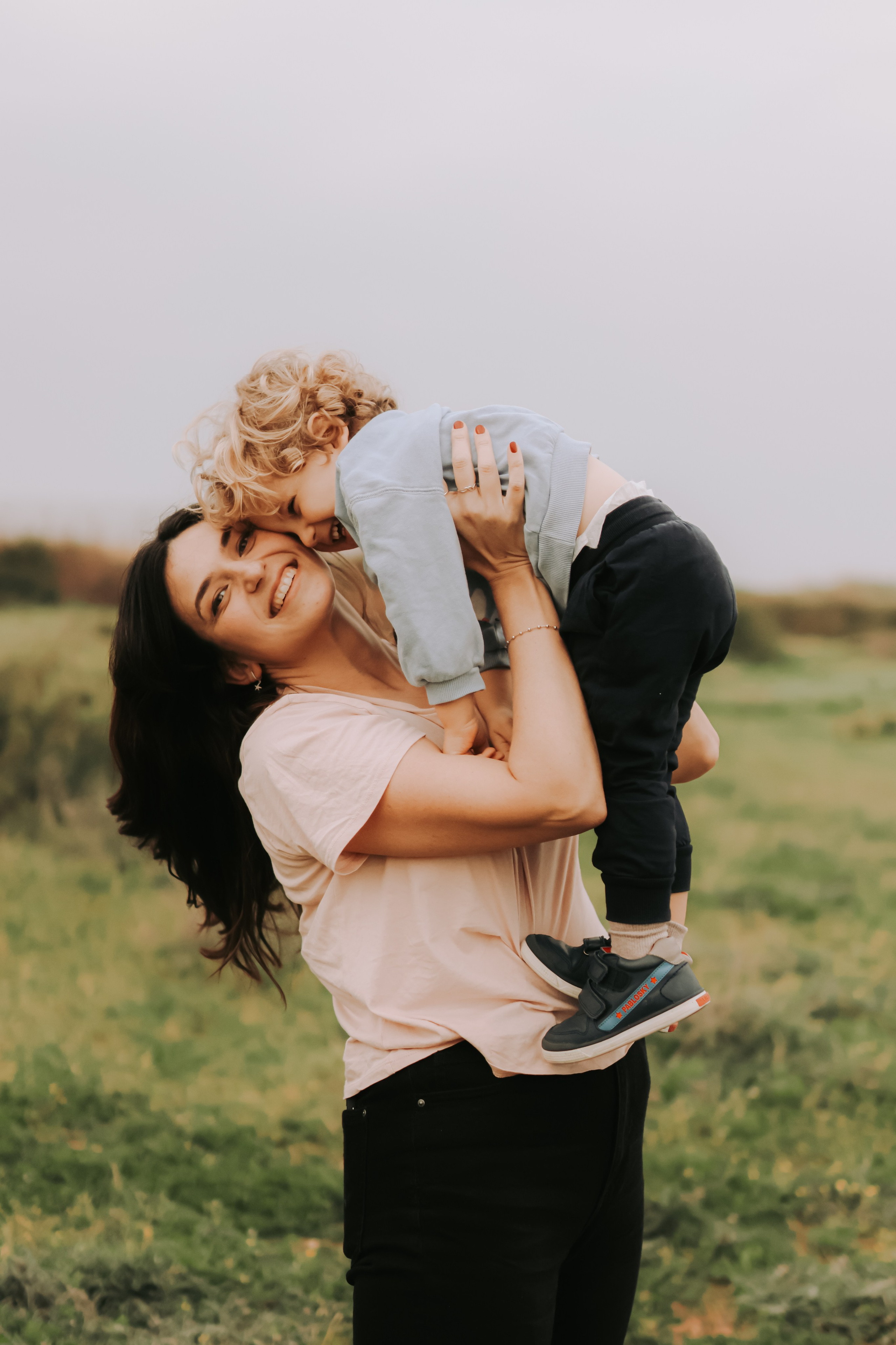Eithan's family, Tel Aviv | February 2026. Photographer in Israel Alice Milchin