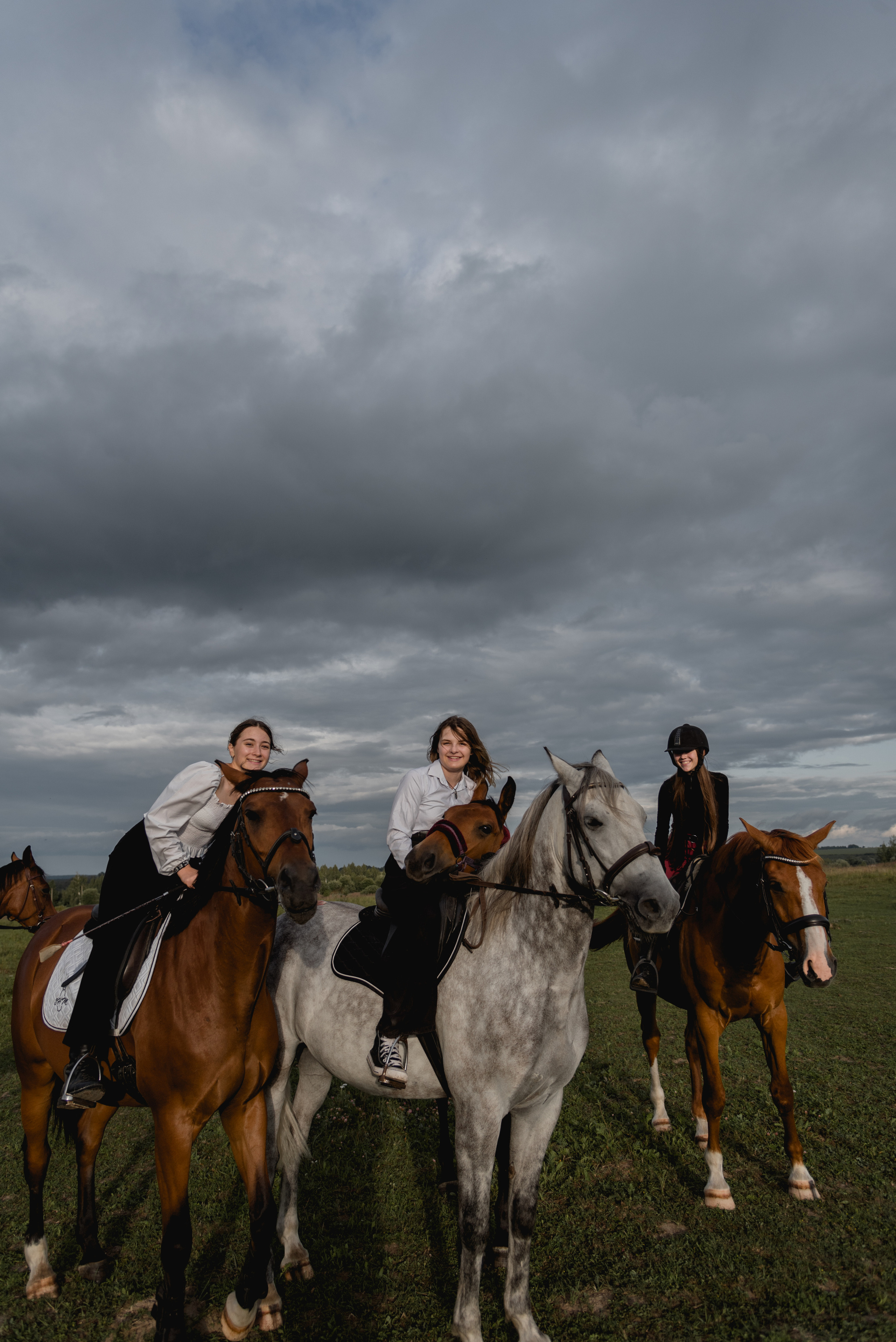 С лошадьми. ФОТОГРАФ СЕРГЕЕВА МАРИЯ