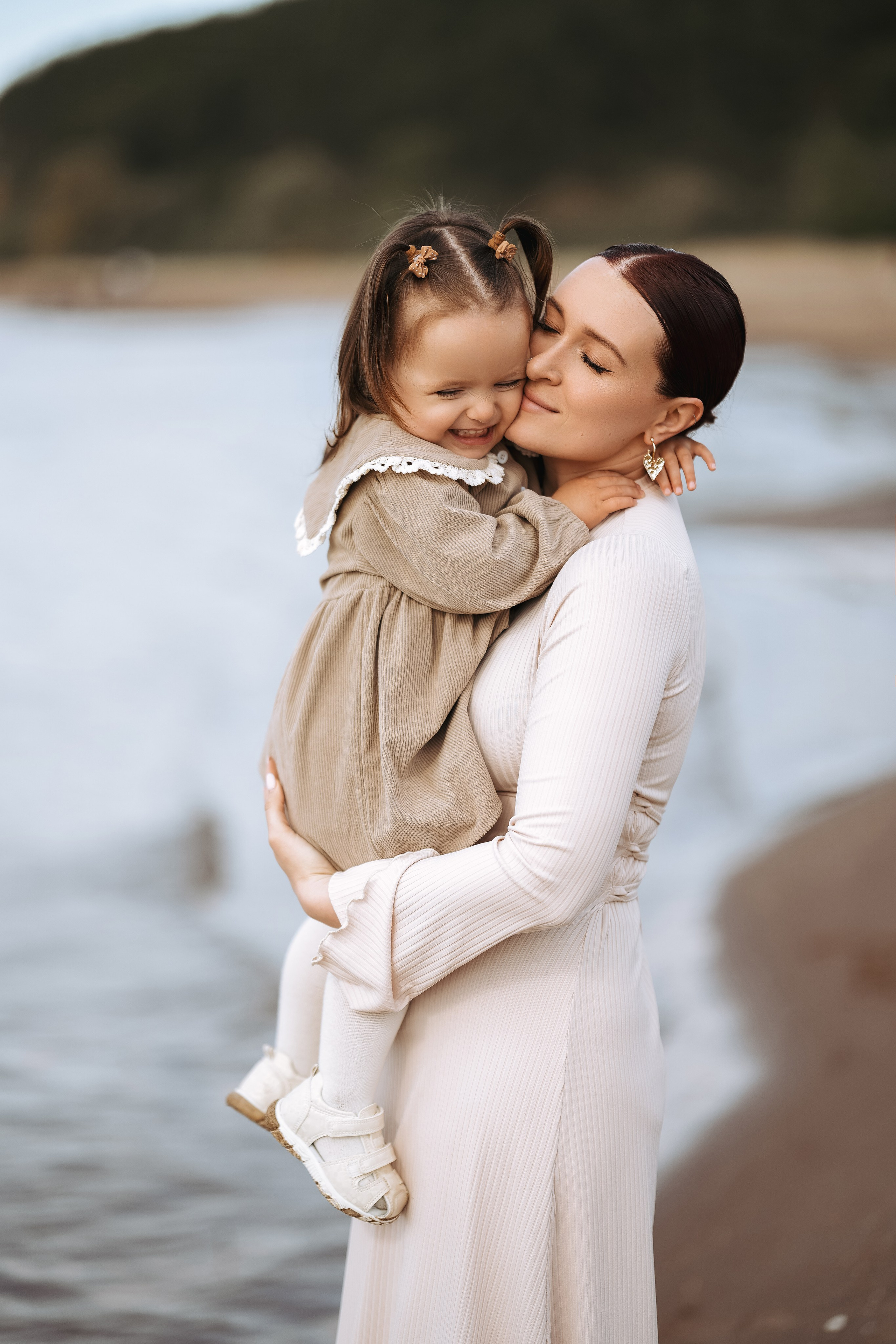 Берег Волги. Семейный и свадебный фотограф в Ульяновске Арина Авдеева