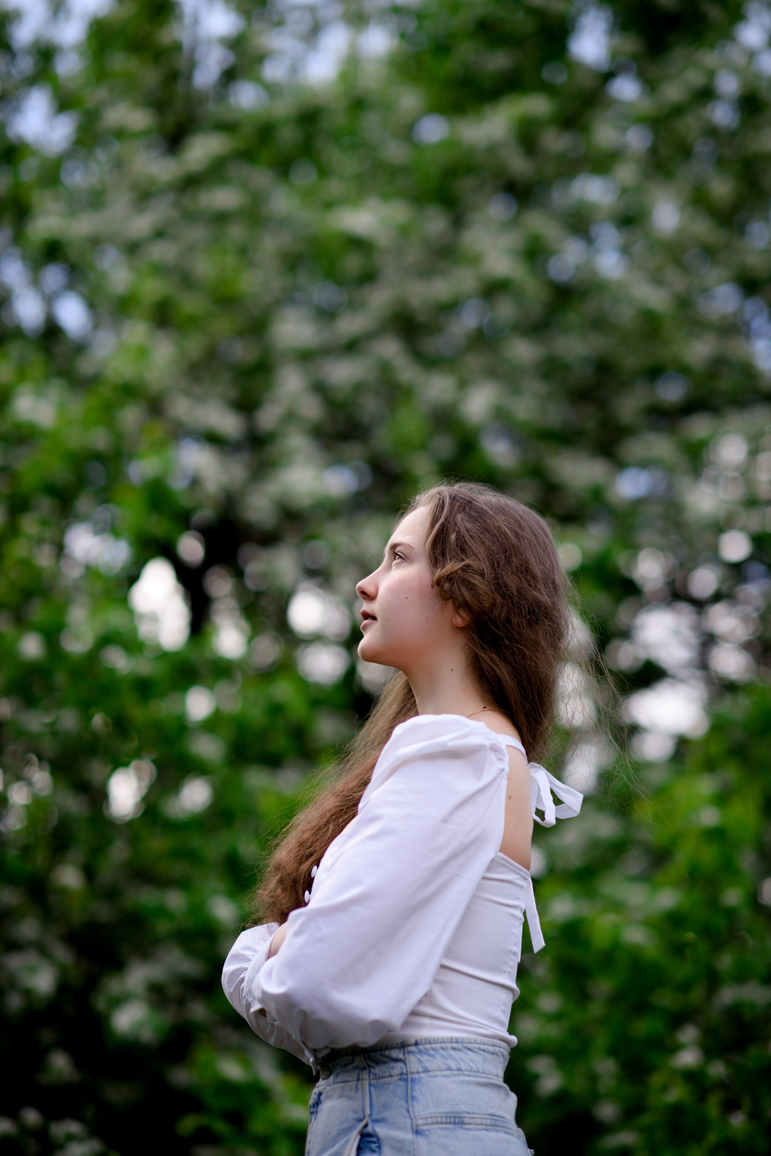 Фотосессия девочки-подростка в Музеоне в цветении. Главная