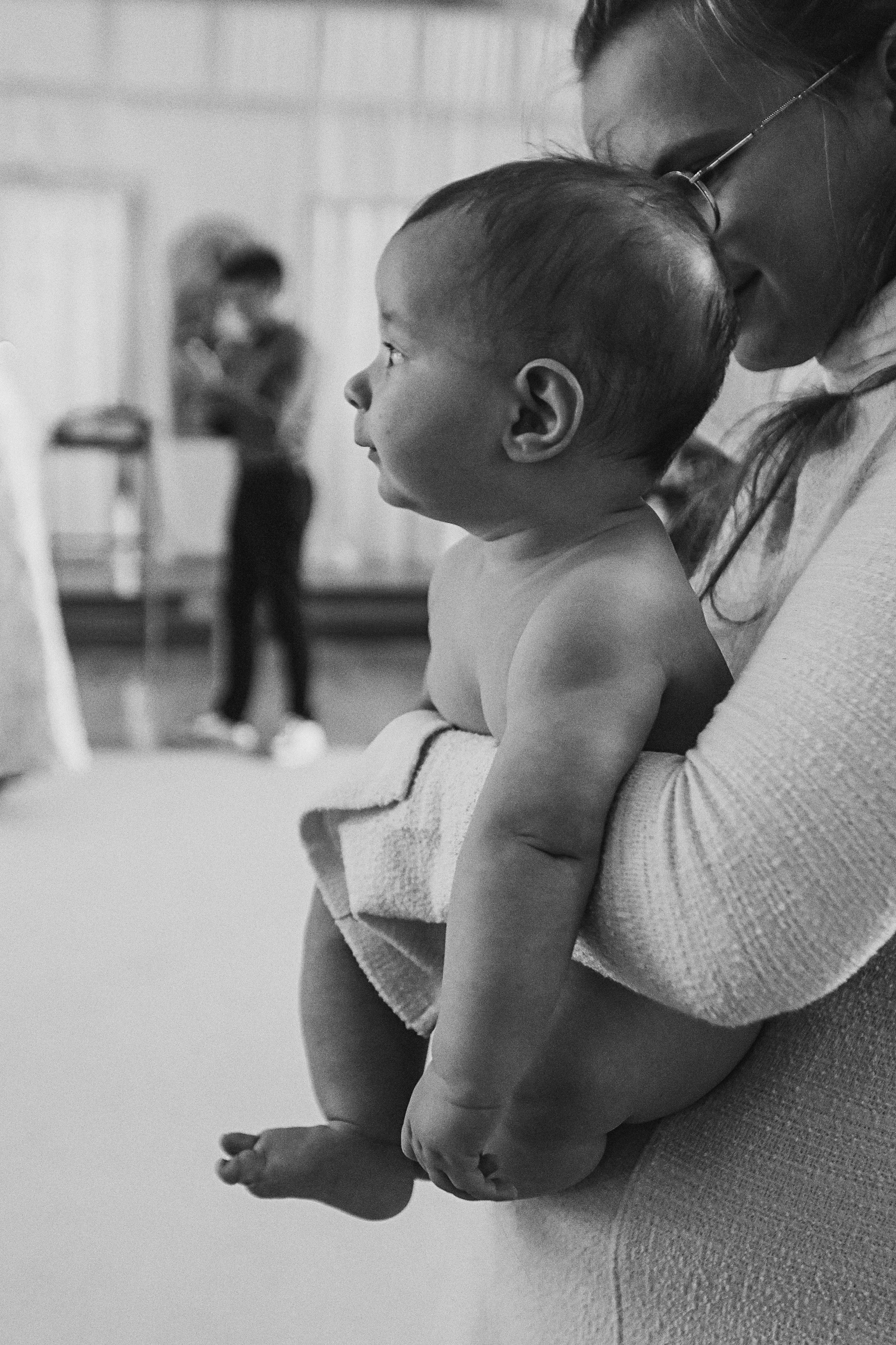 Крещение церковь около моста влюбленных. Семейный фотограф Тюмень, фотограф на роды Салмина Мария