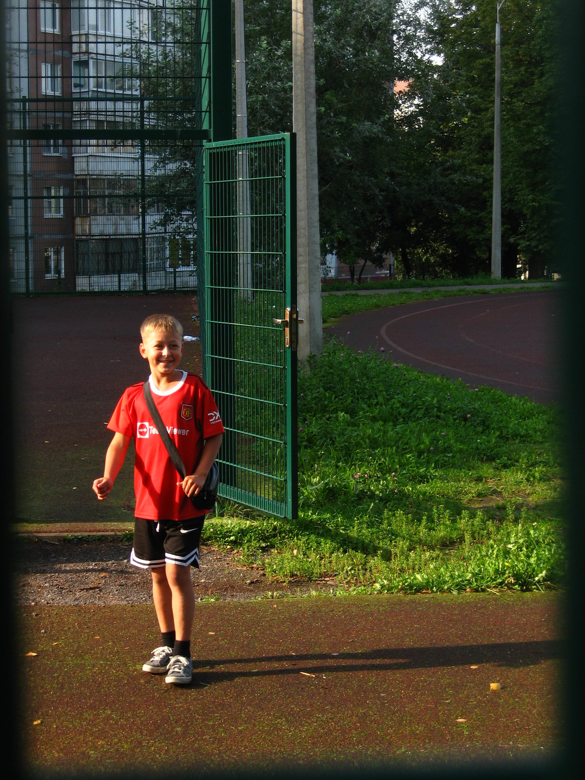 Август 2025. Den Mirov — Фотограф, Музыкант