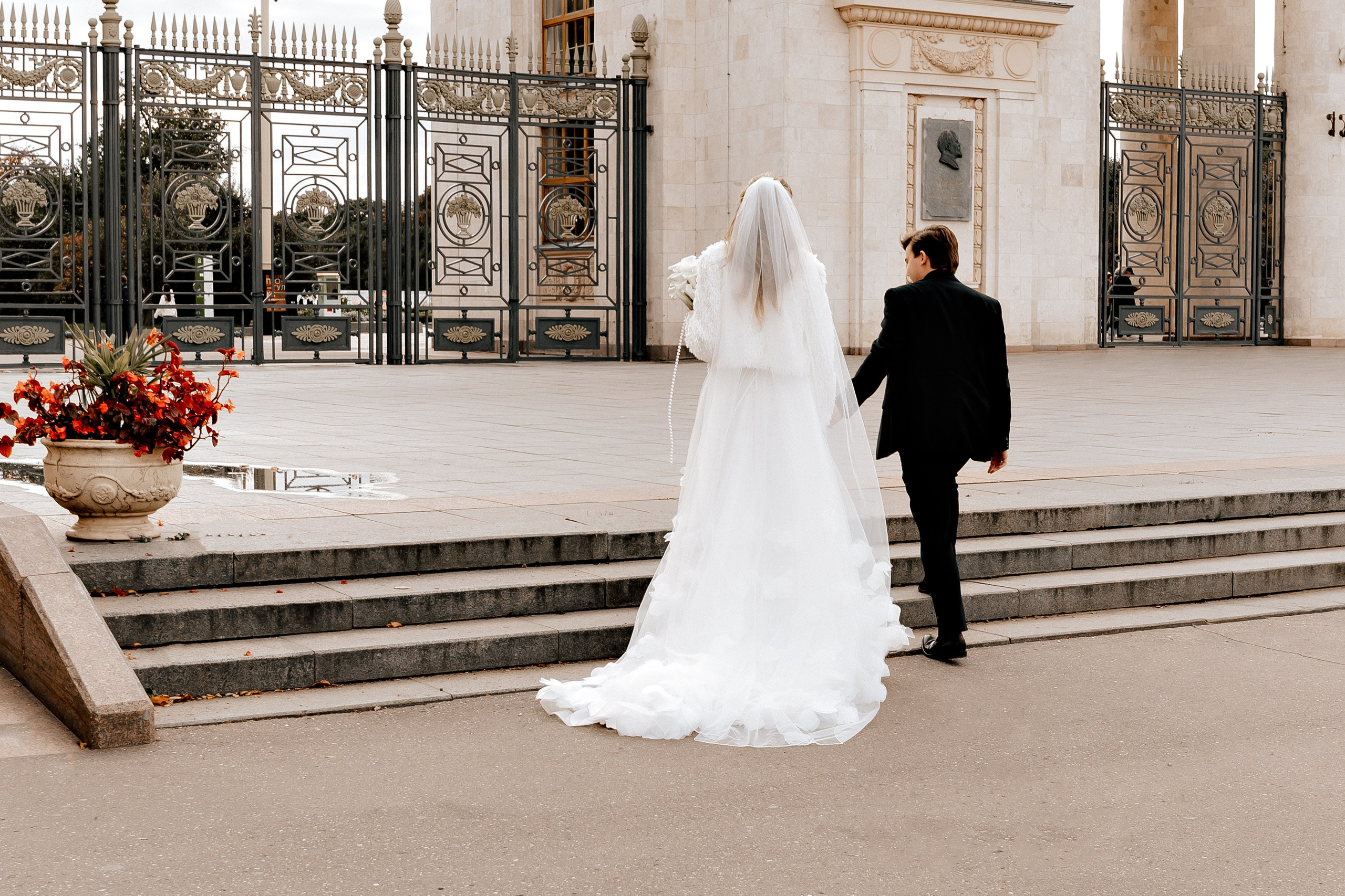 Свадьба «Парк Горького» Артём-Юлия. Свадебный/Портретный фотограф снимаю в Москве