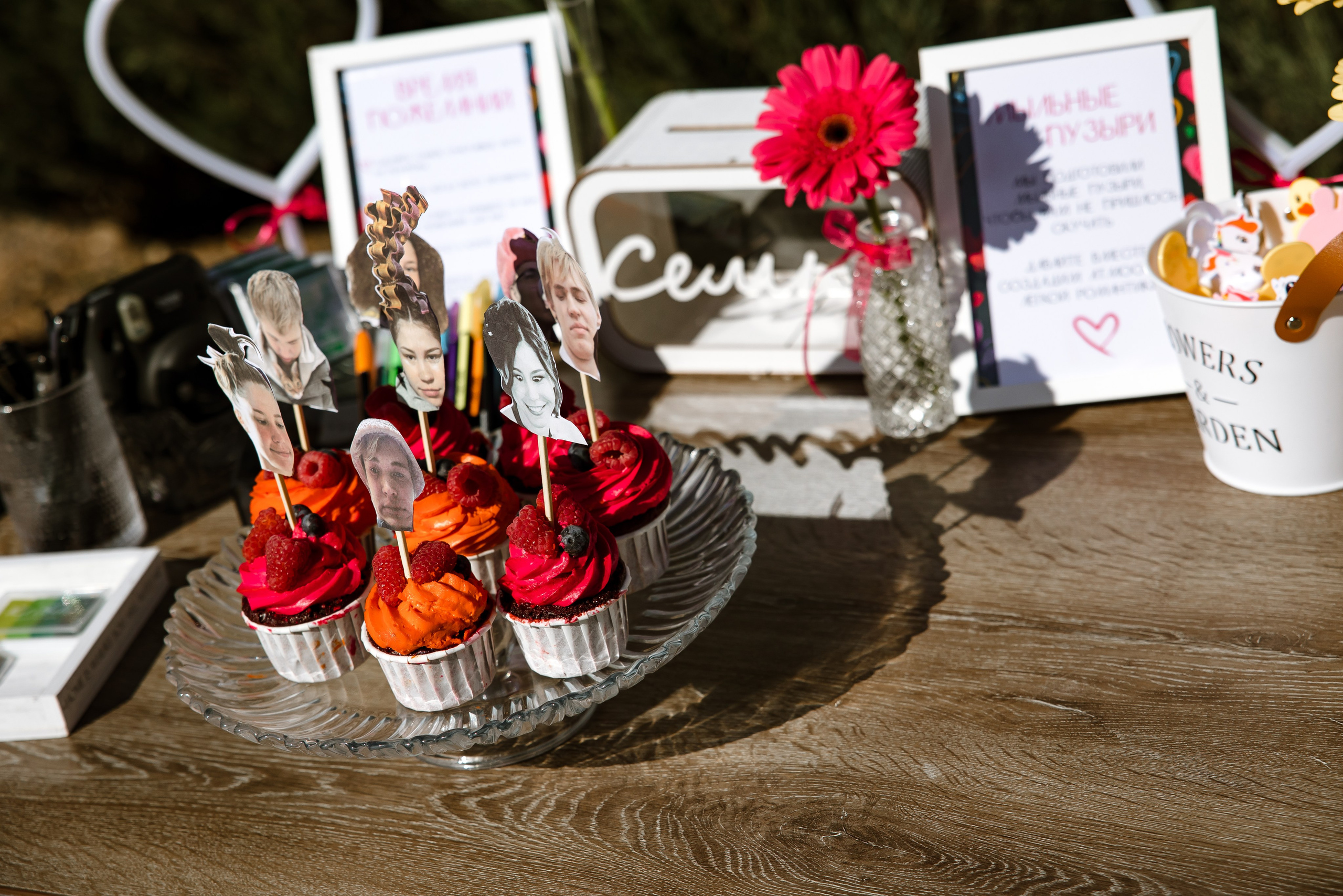 Яркая неоновая свадебная фотосессия в «Нет на карте». Свадебный и семейный фотограф в Самаре и Тольятти | Елена Топанцева