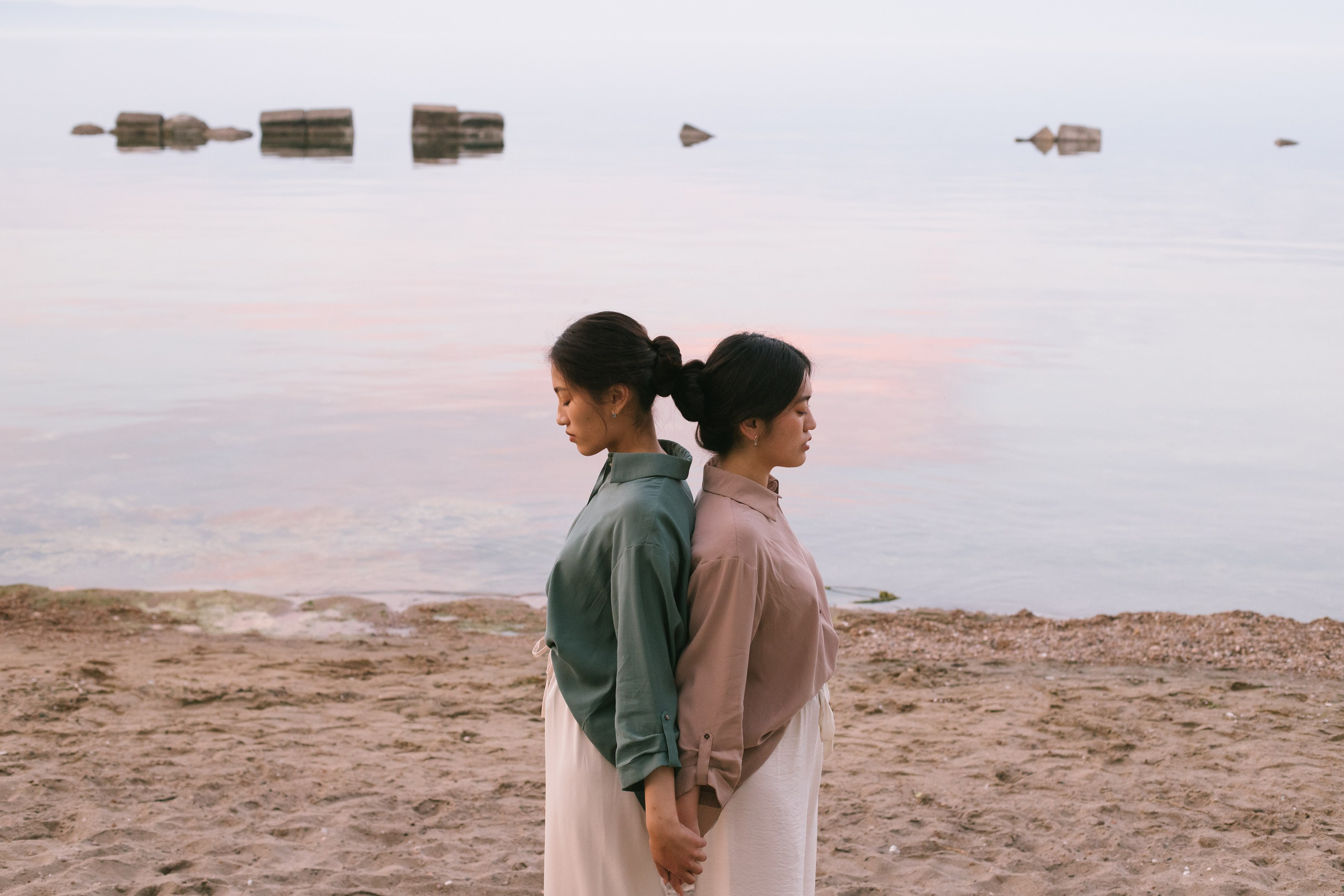 Семейная прогулка на берегу Байкала. Фотограф Наталья Кургина Слюдянка Иркутск