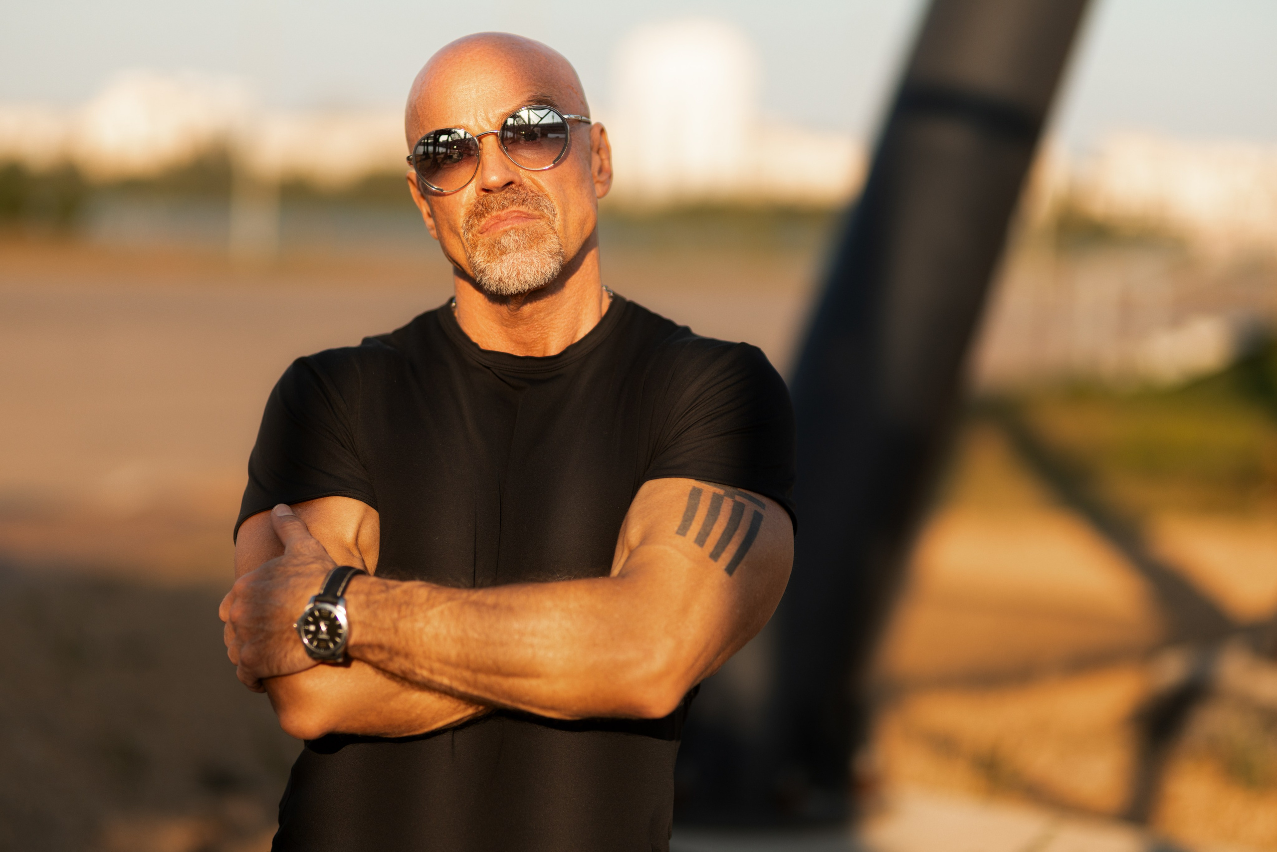 Фотосет на улице и спортплощадке с Александром для контента. Дмитрий Шульгин, портретный фотограф в Воронеже