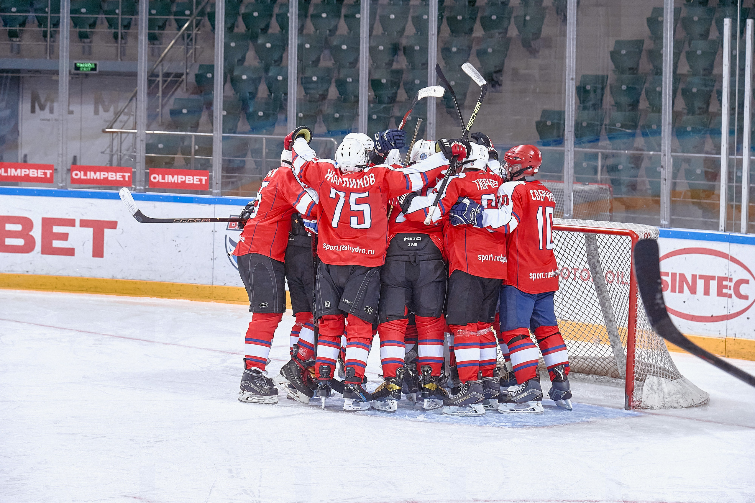 Платинум Арена — Хоккей — РусГидро. Фотограф Яковлев Роман — Красноярск