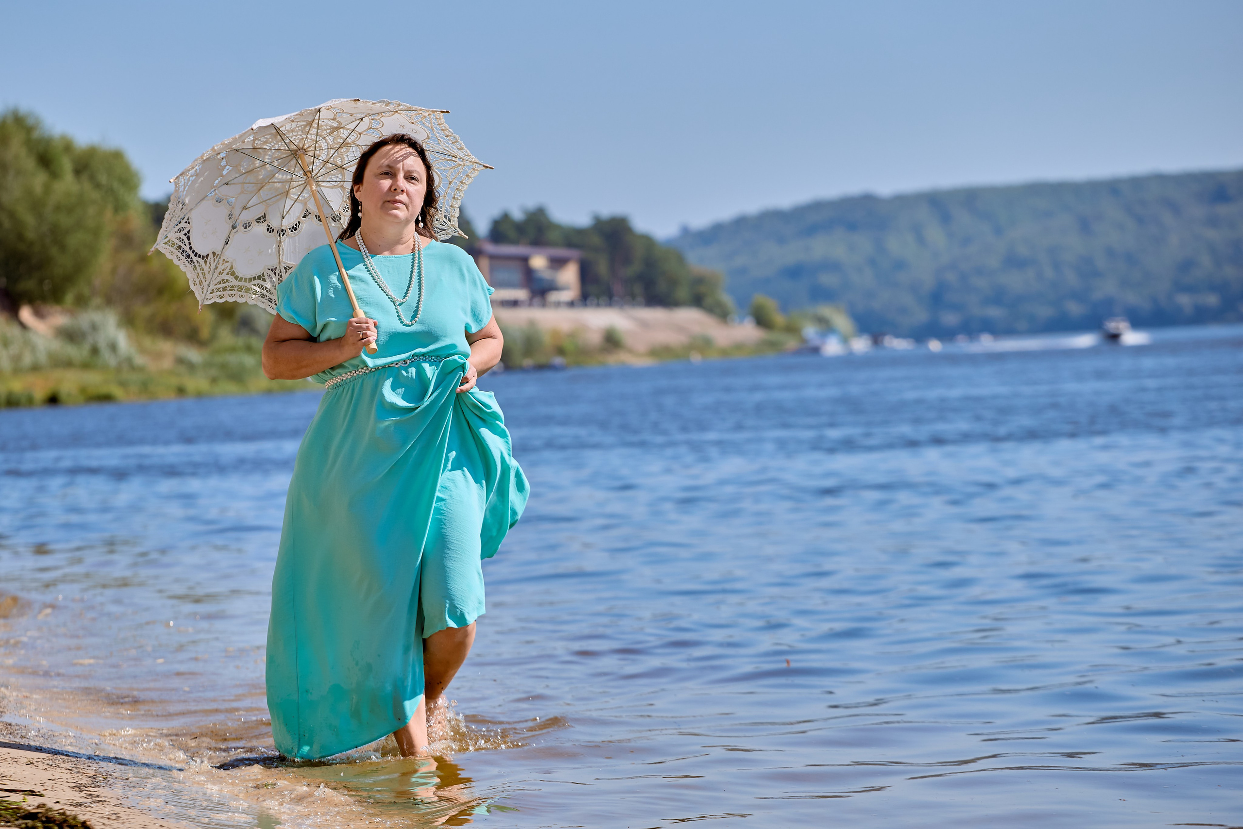 Фотосессия прогулка у реки 