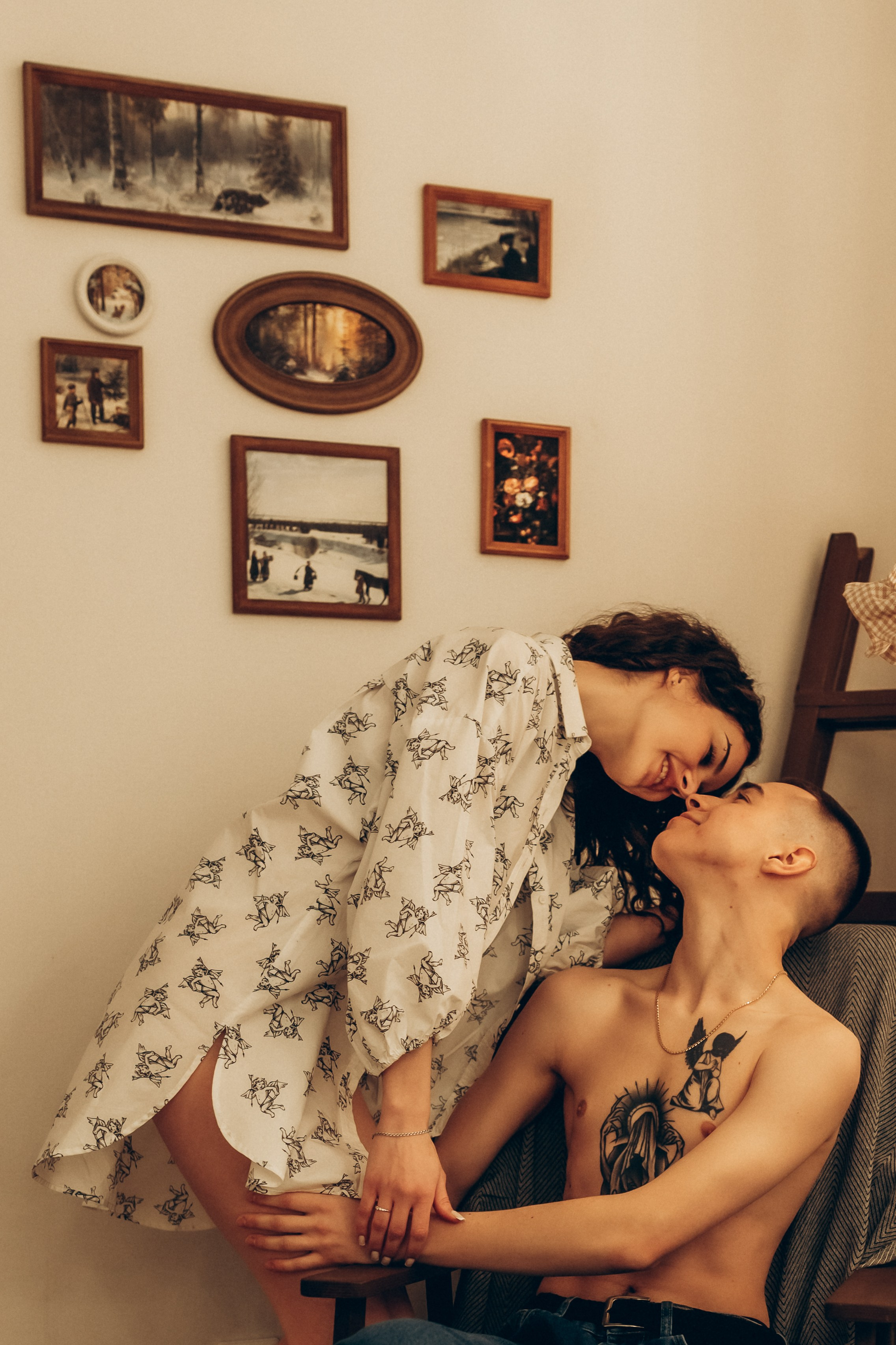 LoveStory Никита и Лиза в студии. Фотограф Санкт-Петербург Князева Елизавета