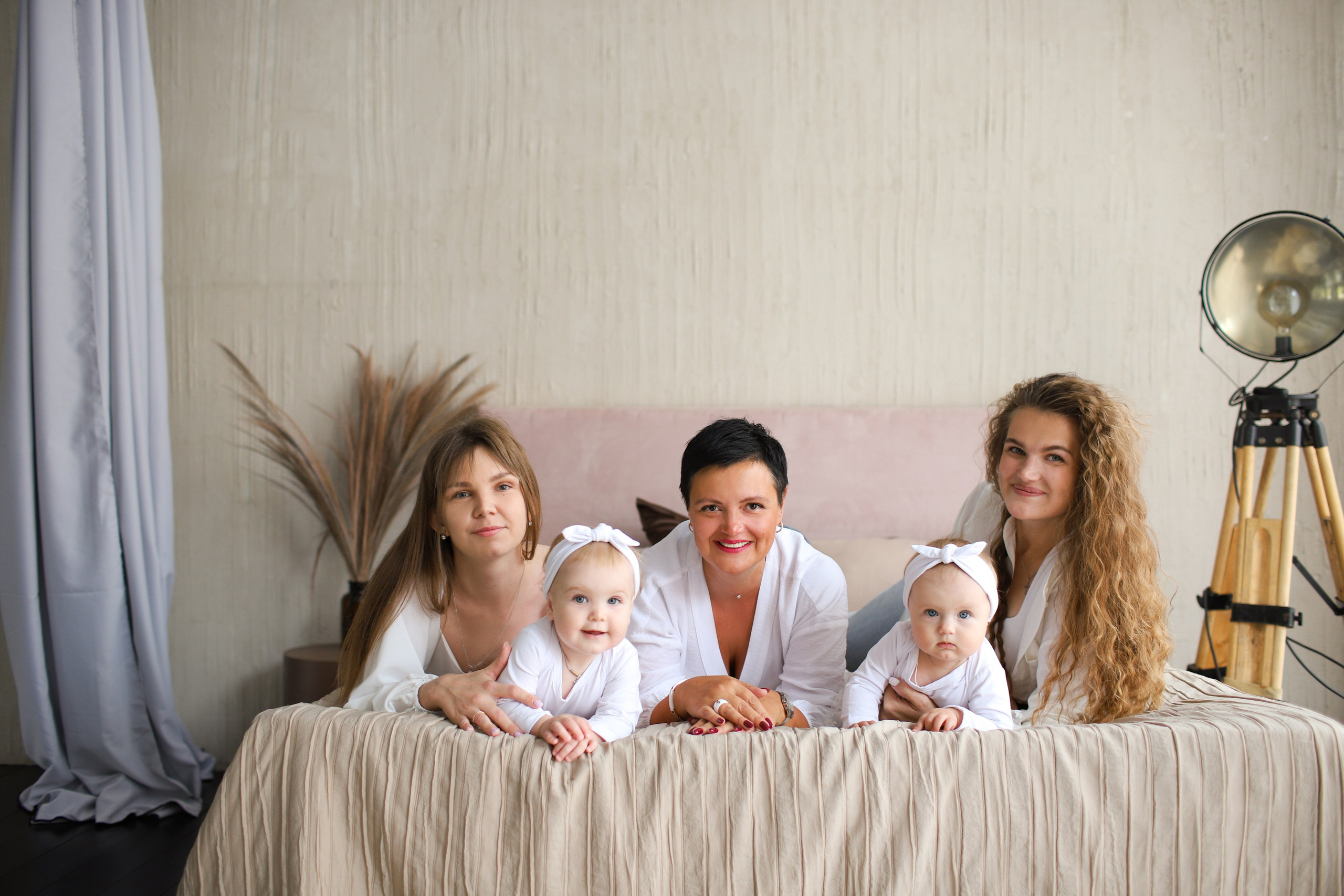 Семейные фотосессии с детьми. Ирина Кан Фотограф новорожденных в Екатеринбурге