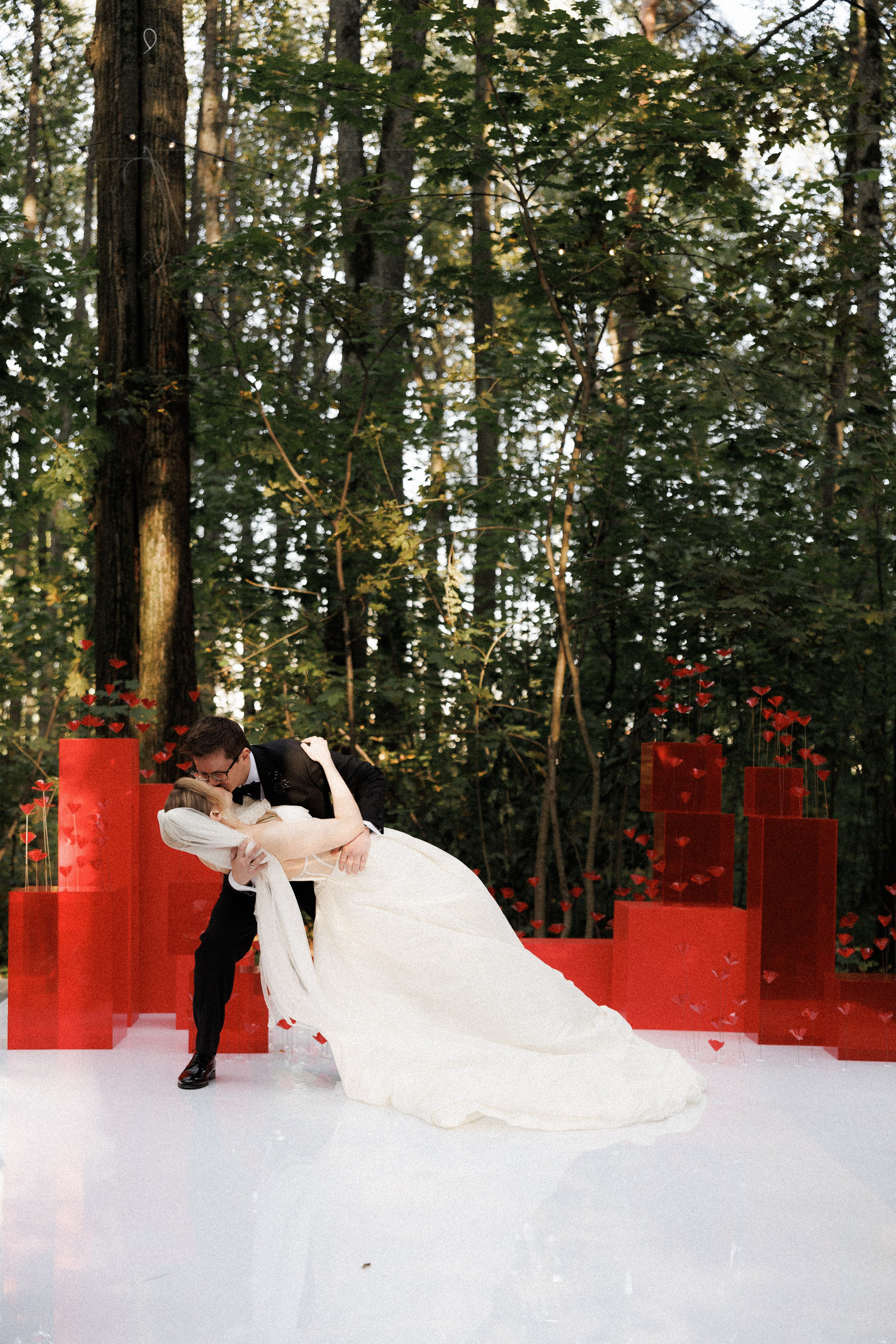 LOVE & HATE | R & N. Свадебный и event-фотограф Иван Волнухин