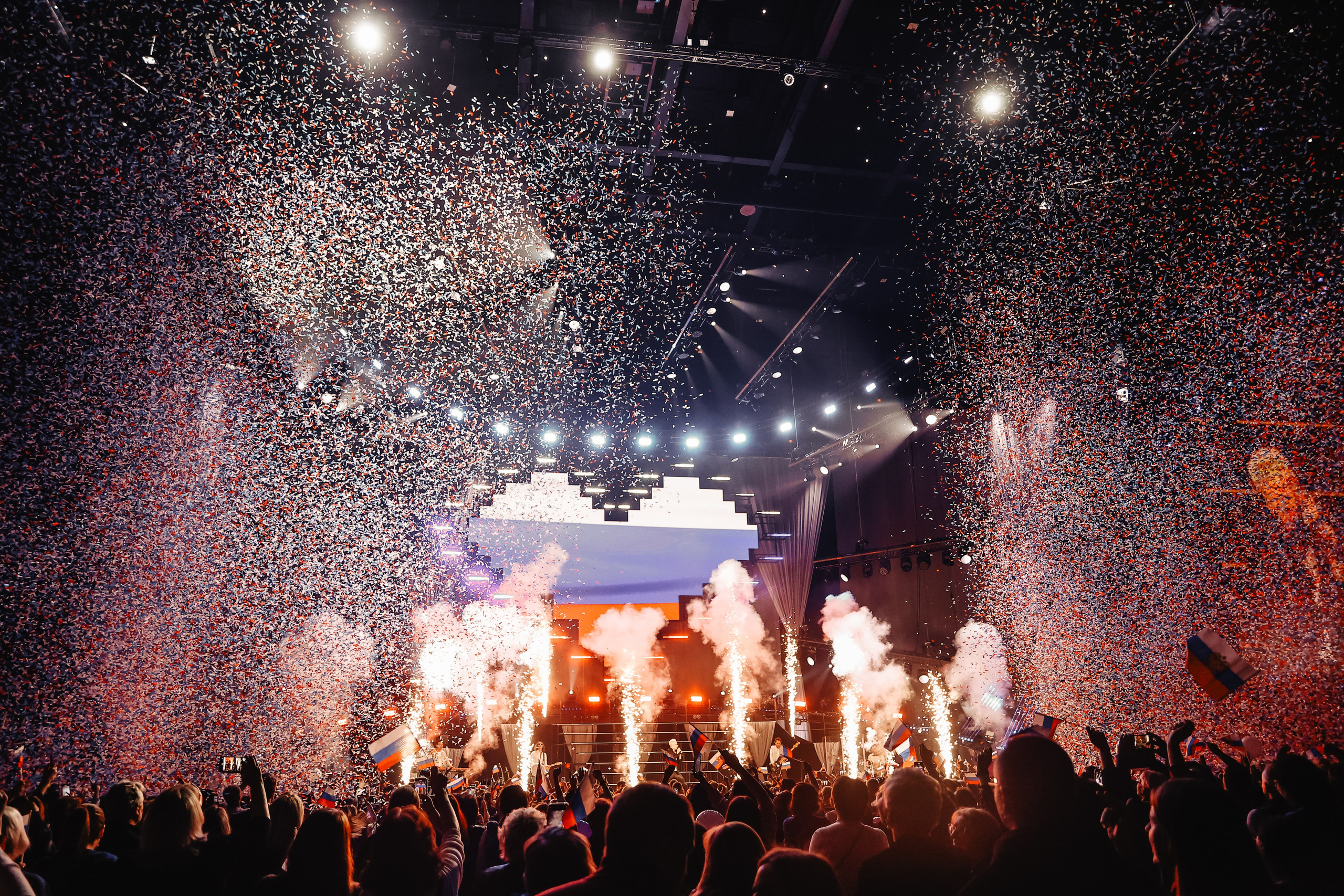 ШАМАН-ОНА МОЯ! @LIVE ARENA