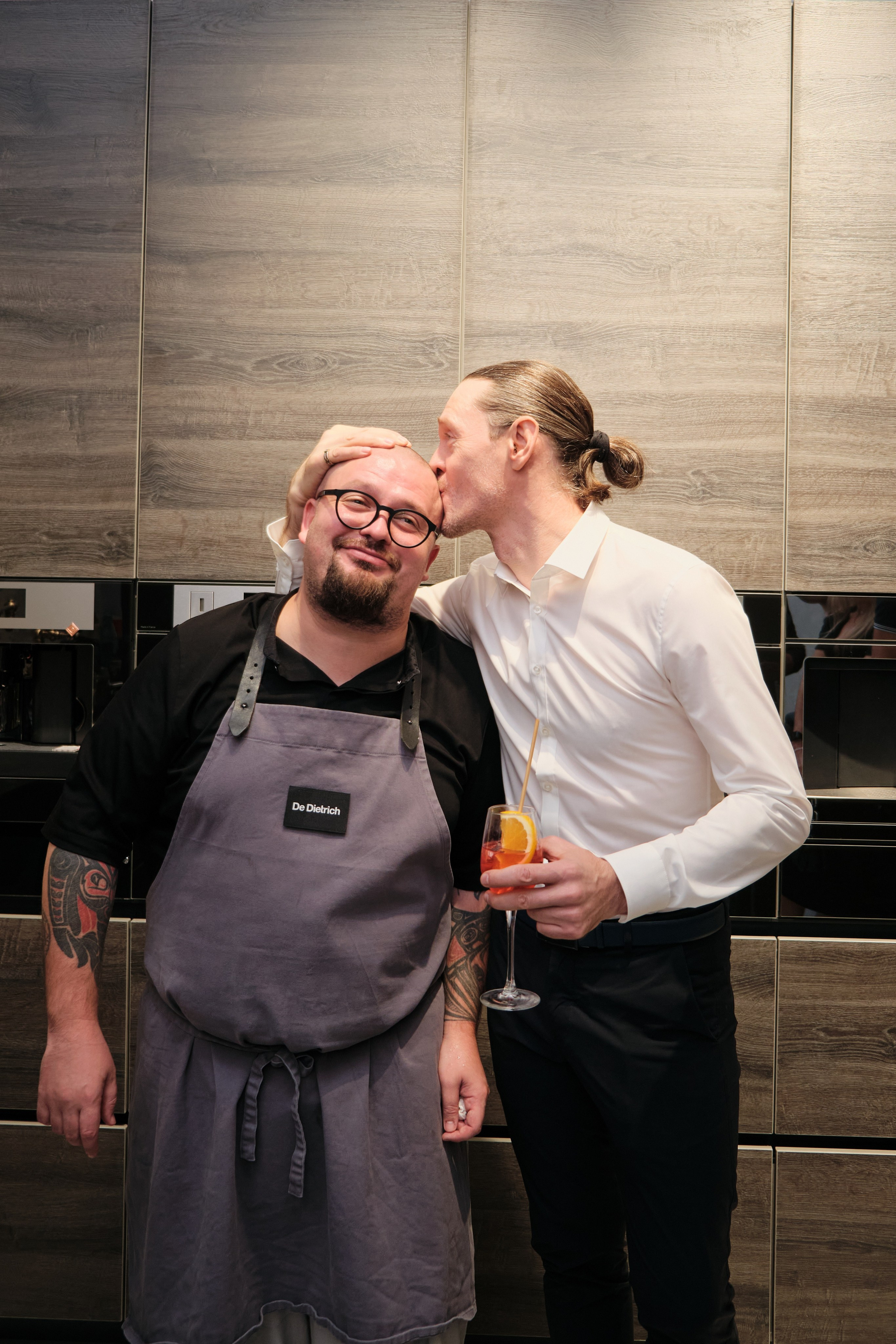 Открытие салона 100 градусов. Антон Ив