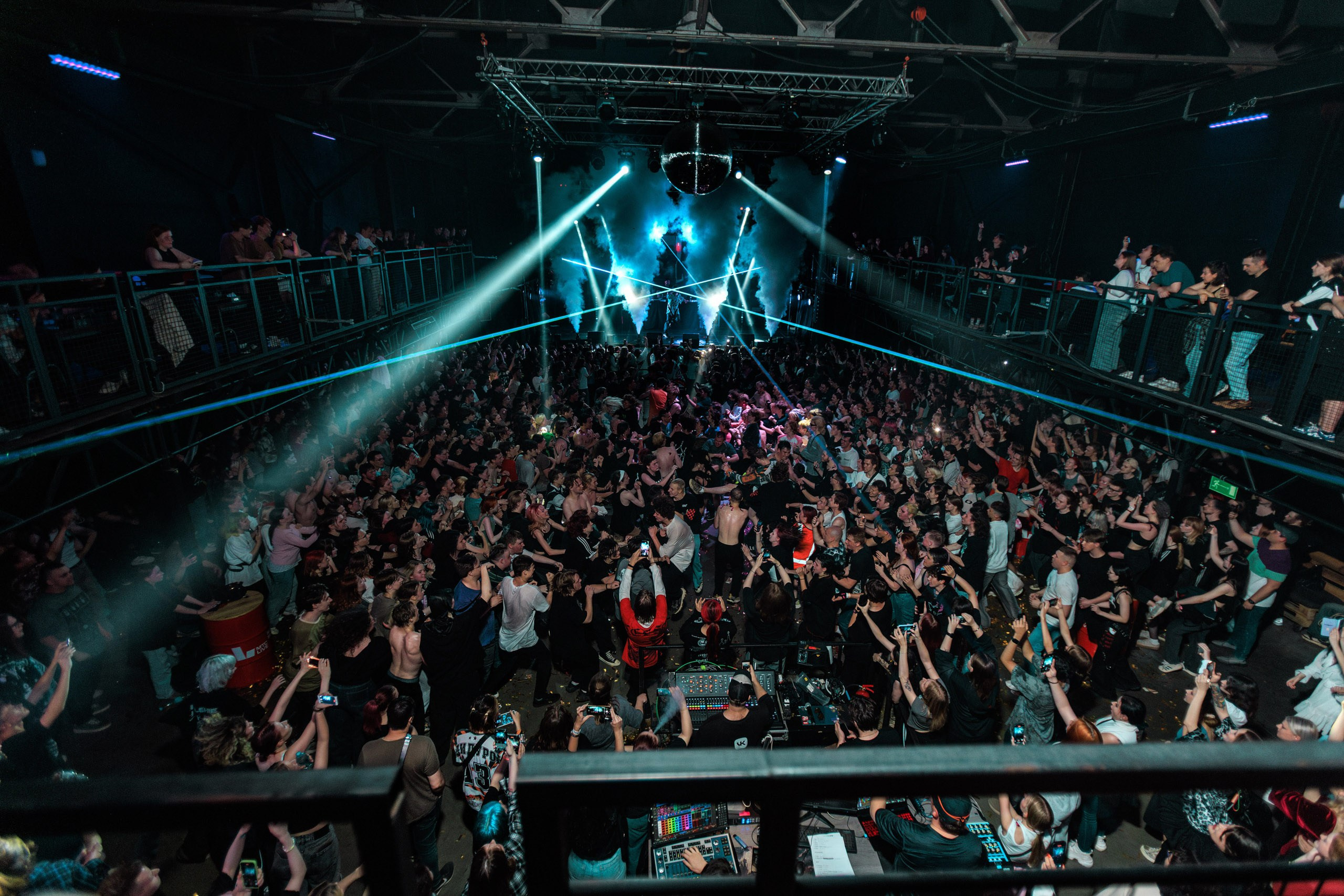 26.07.25 LIDA. Репортажный фотограф Екатеринбург | Яркий, качественный репортаж | Концерты, клубы, репортаж, праздники, корпоративы