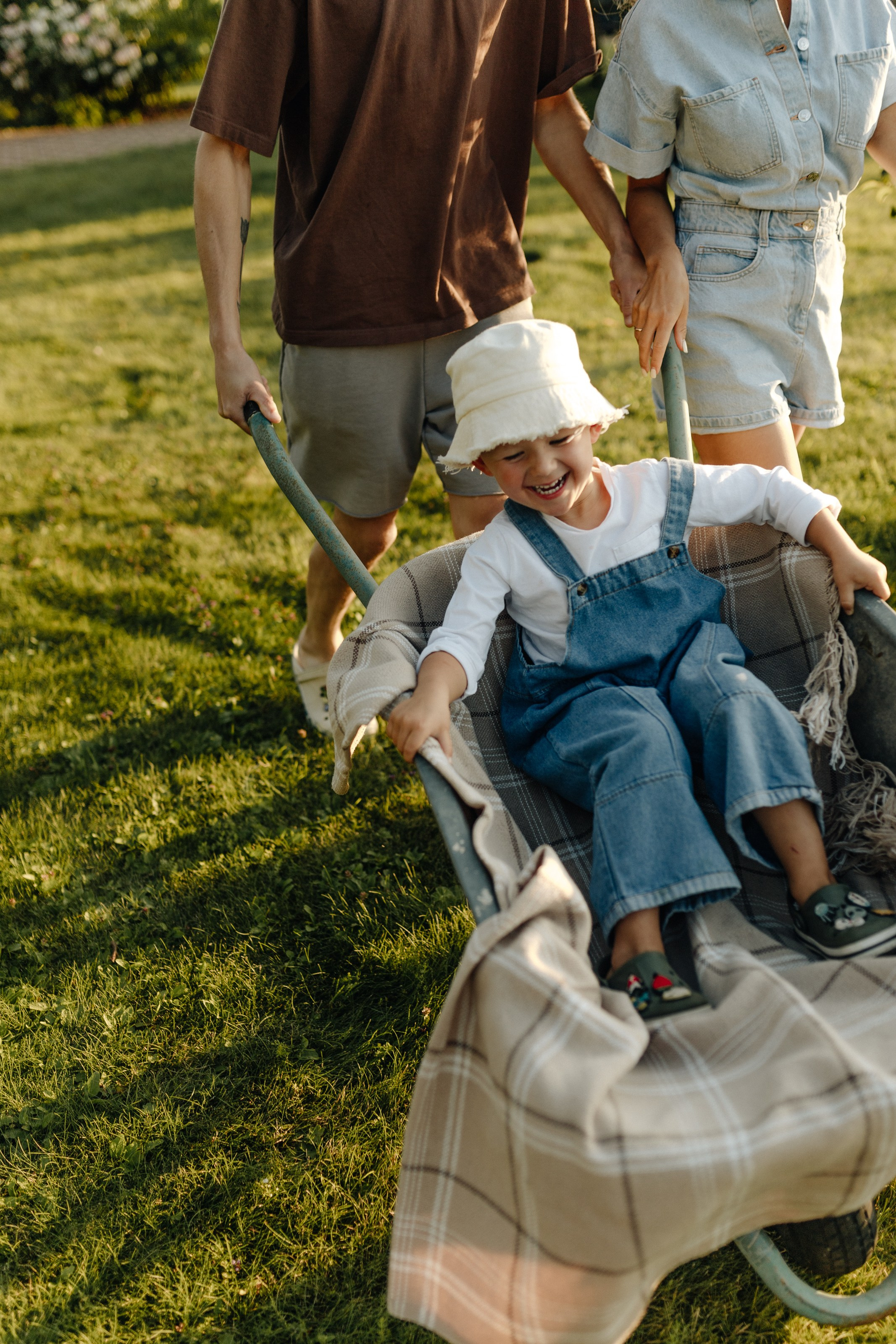 Дачники. Главная