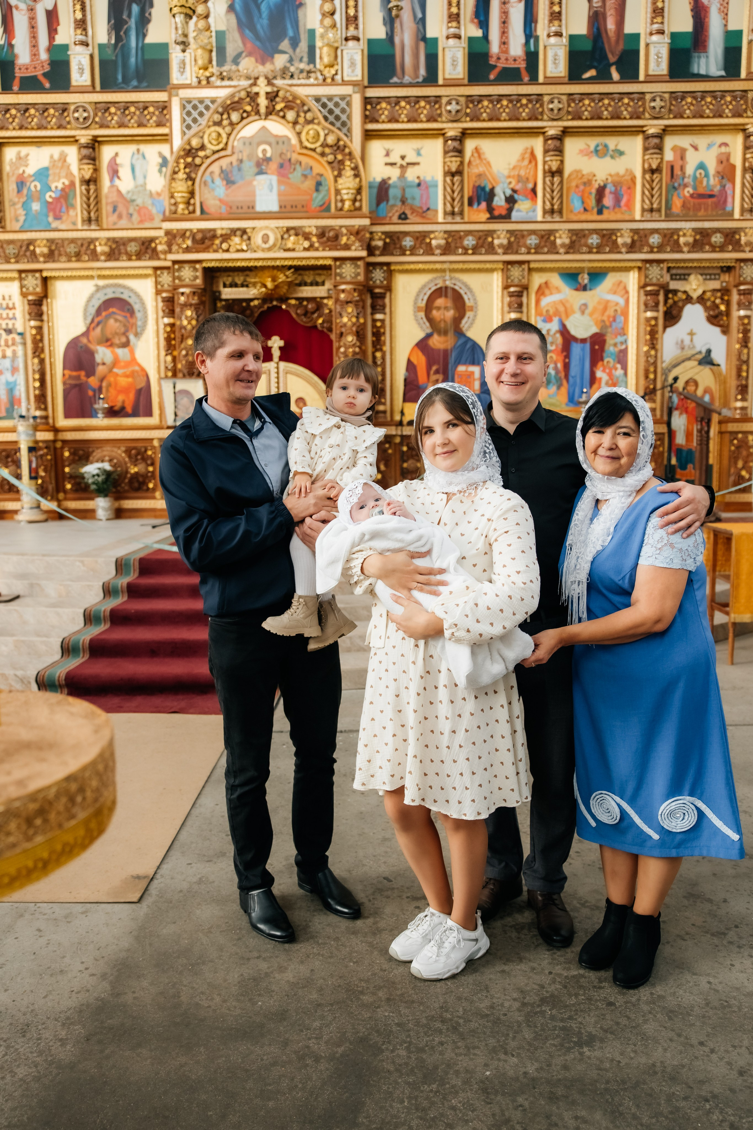 Крещение Мирославы. Храм иконы Божьей Матери «Всех скорбящих Радость». Фотограф ВИКА МЕДУЗА